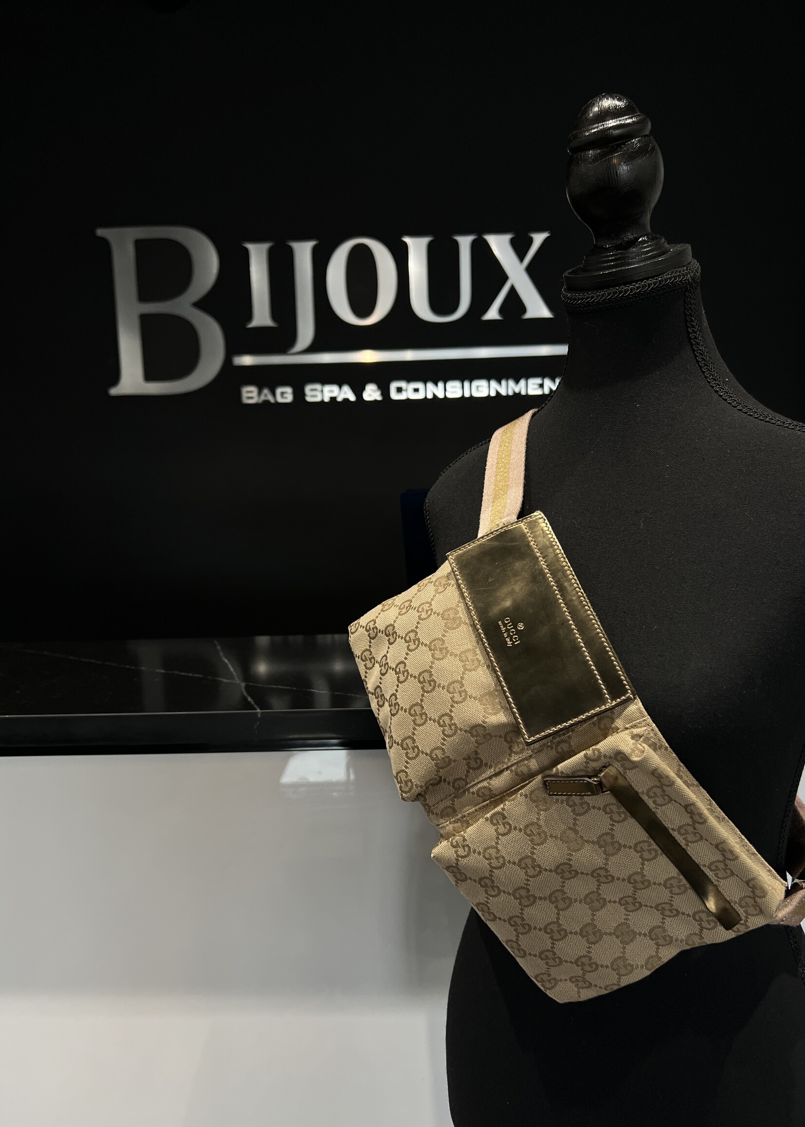 Gucci SOLD - Gucci Sherry Line Belt Bag