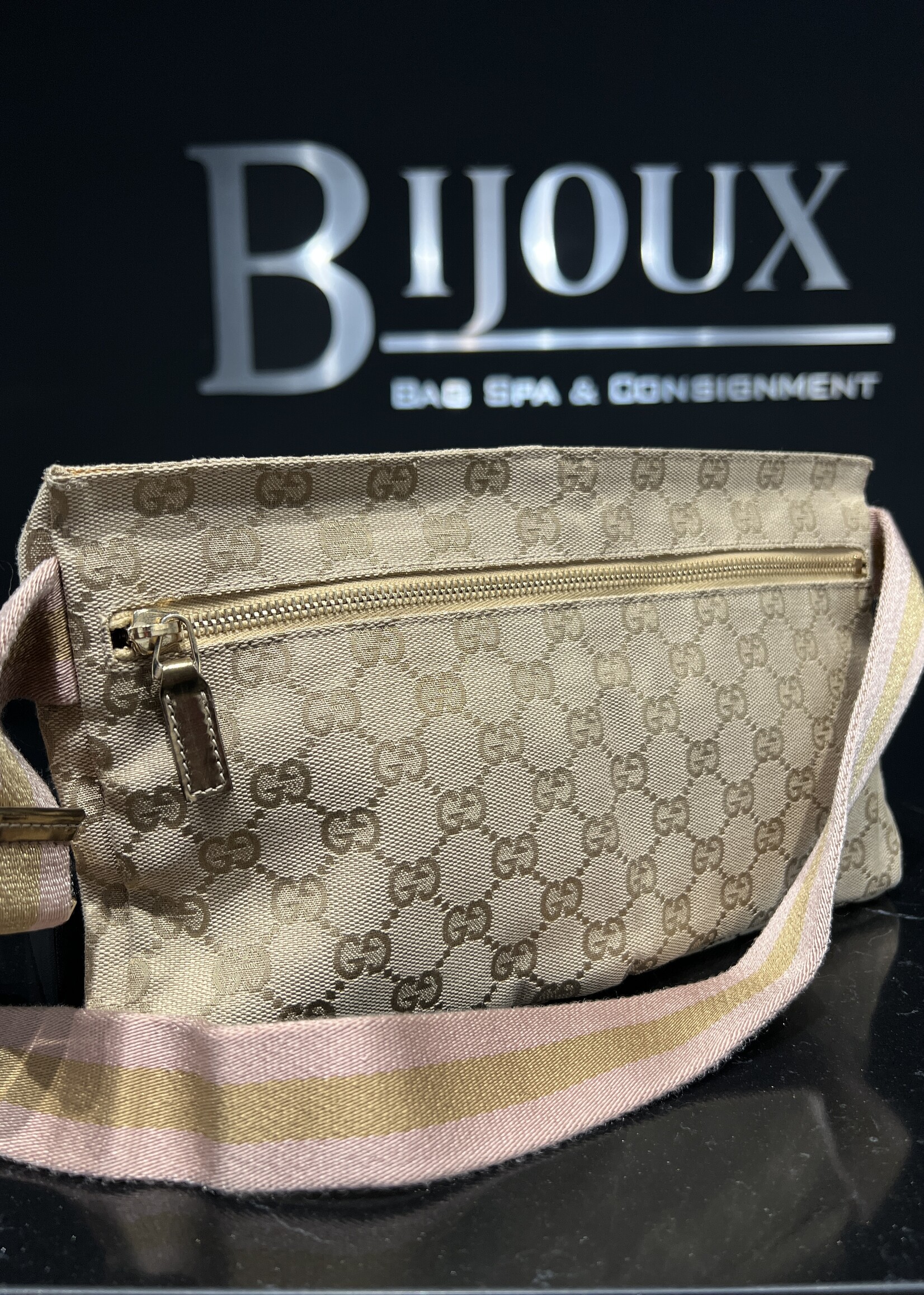 Gucci SOLD - Gucci Sherry Line Belt Bag