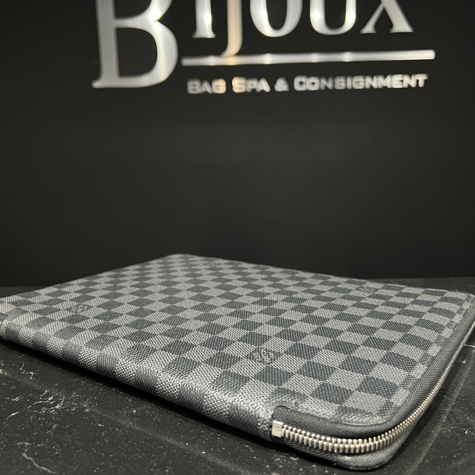Louis Vuitton Louis Vuitton Document Holder Damier Graphite