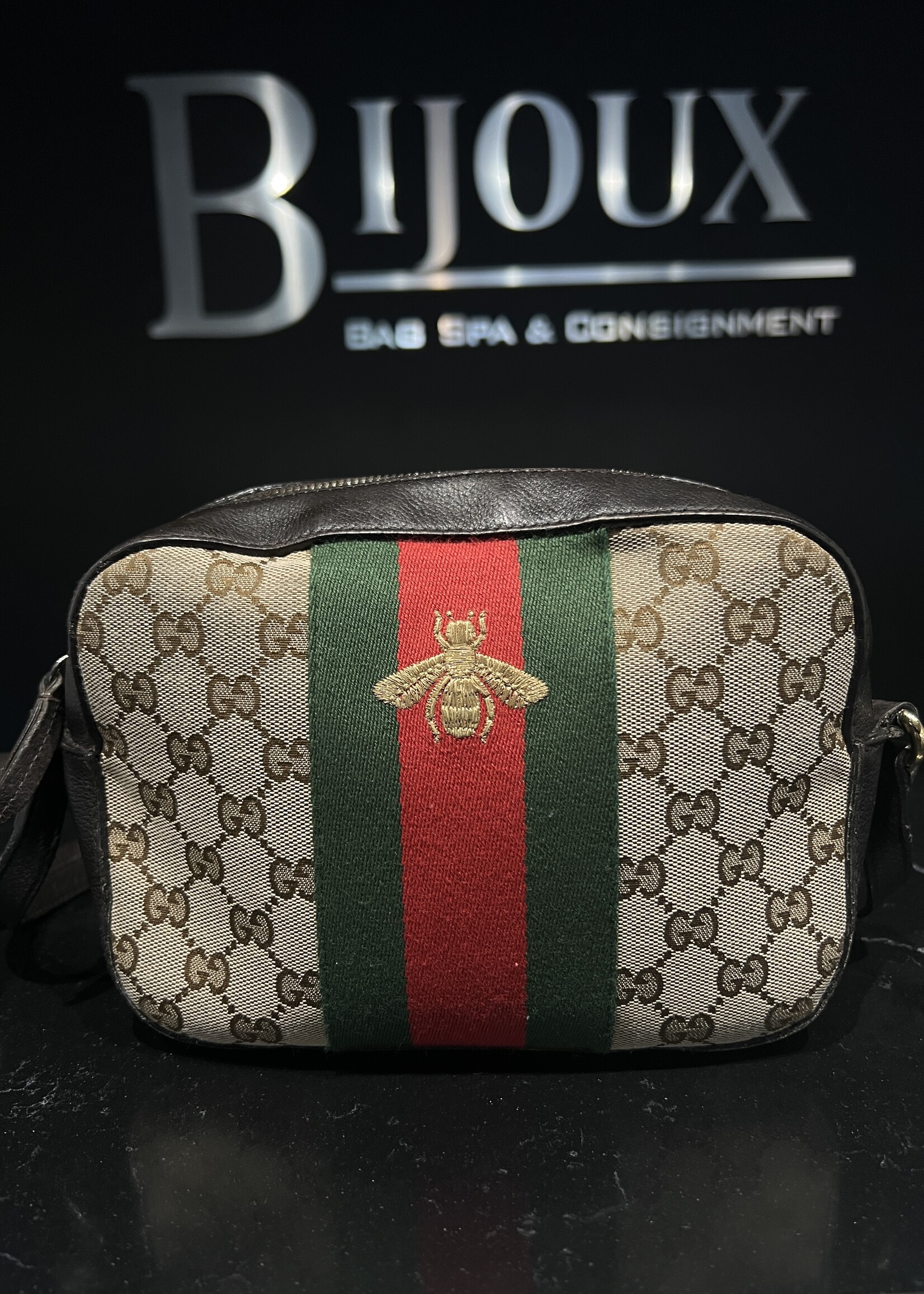 Gucci SOLD- Gucci Bee Crossbody