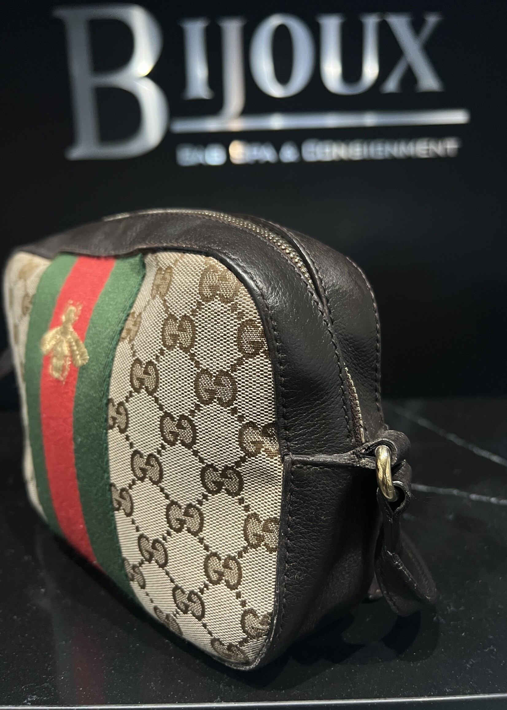 Gucci SOLD- Gucci Bee Crossbody