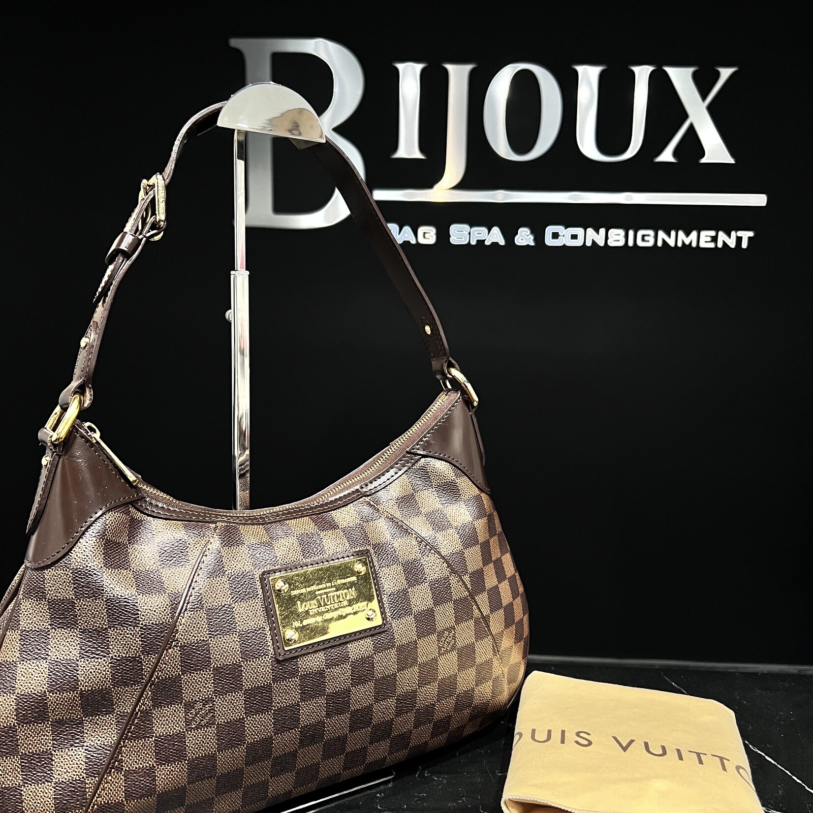 Louis Vuitton SOLD - Louis Vuitton Thamas GM