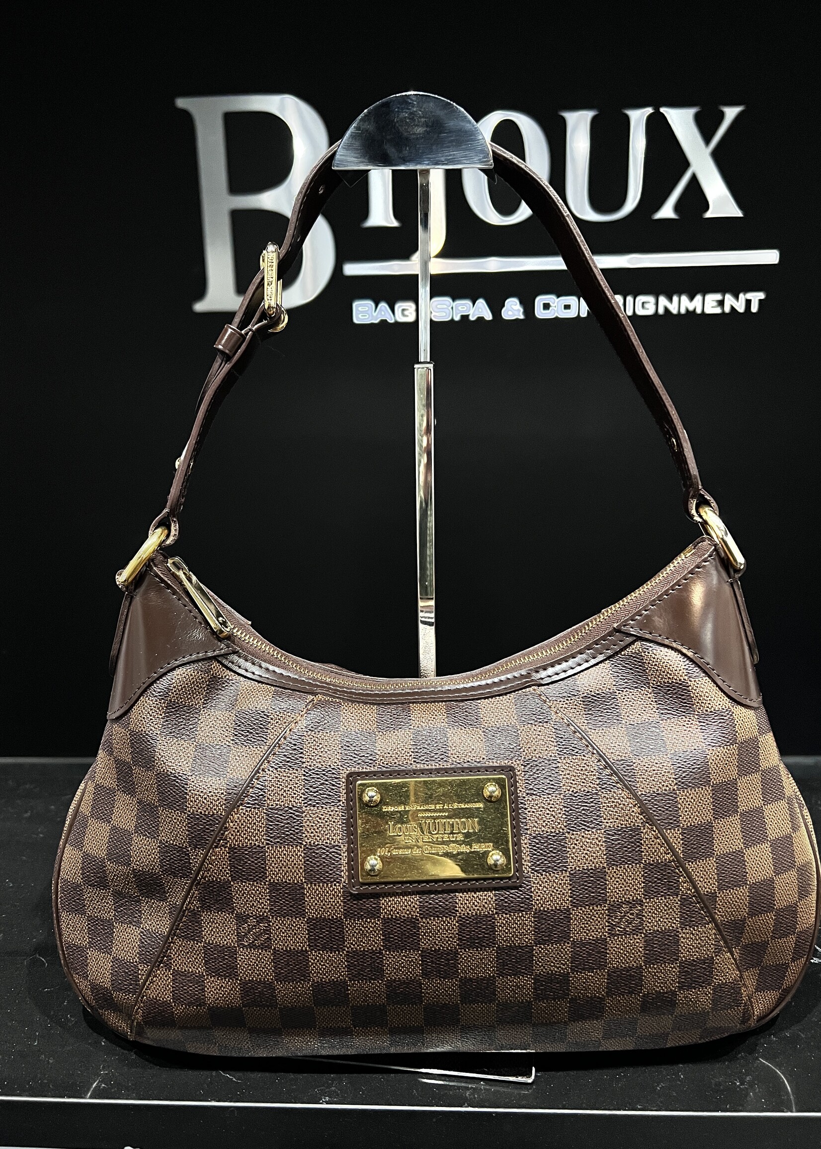 Louis Vuitton SOLD - Louis Vuitton Thamas GM