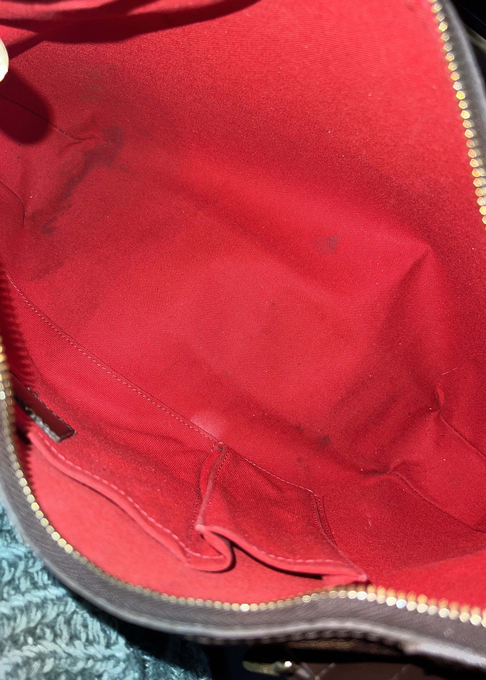 Louis Vuitton SOLD - Louis Vuitton Thamas GM