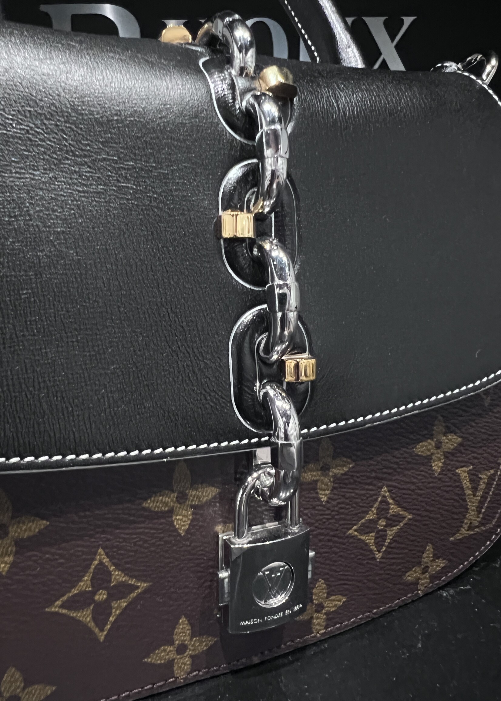 Louis Vuitton SOLD - Louis Vuitton Chain It PM