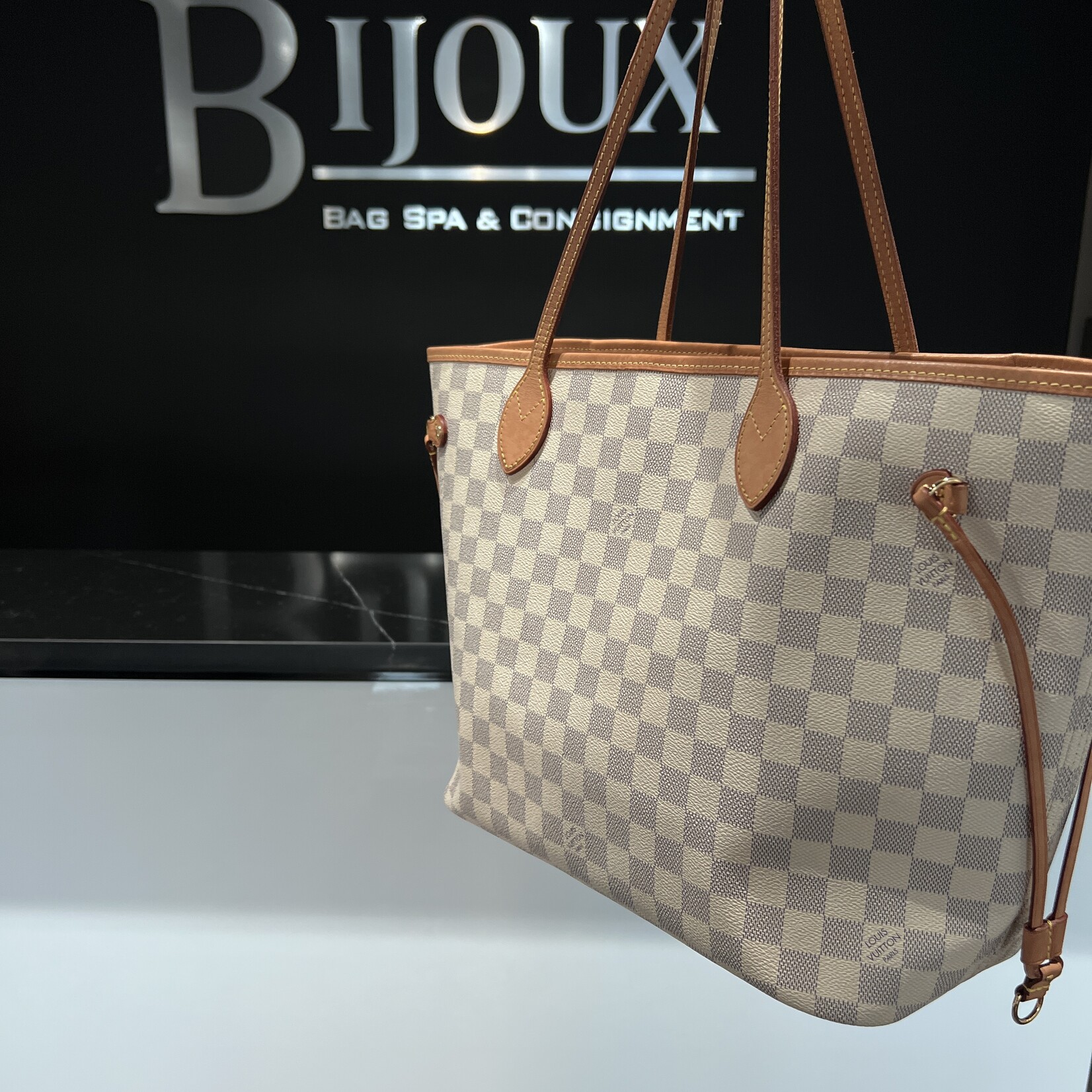 Louis Vuitton SOLD - Louis Vuitton Neverfull Damier Azur