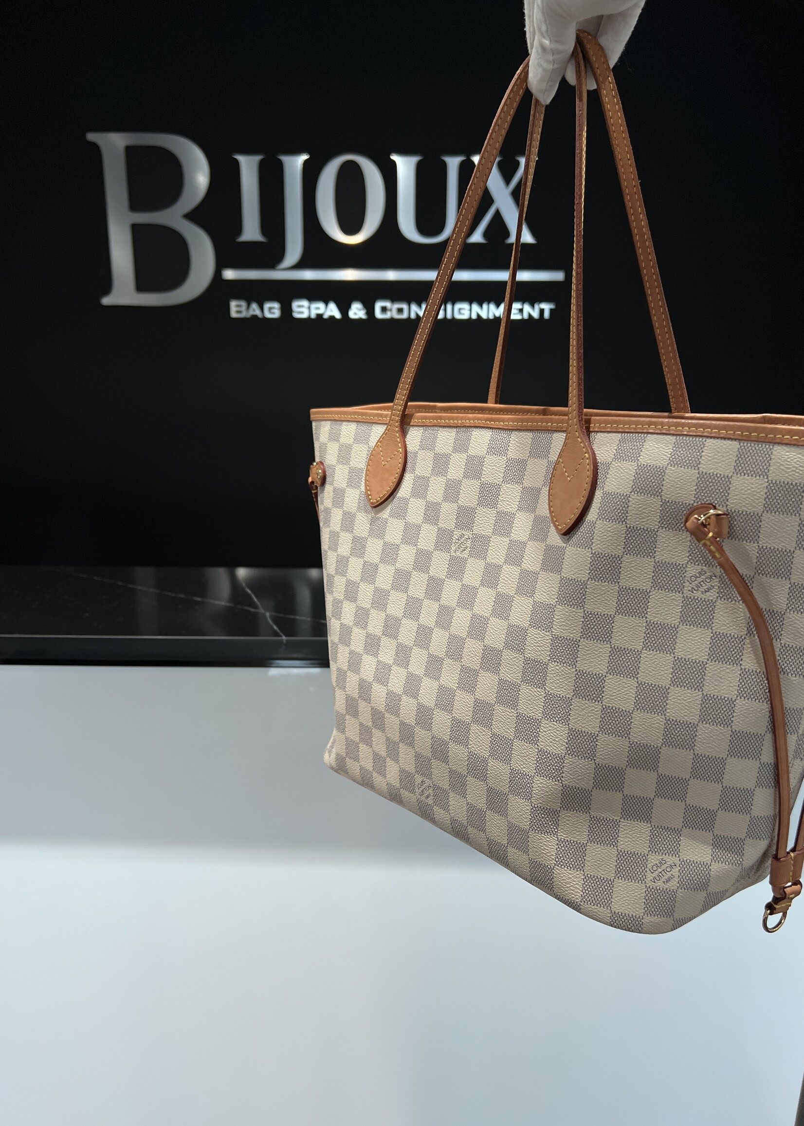 Louis Vuitton SOLD - Louis Vuitton Neverfull Damier Azur