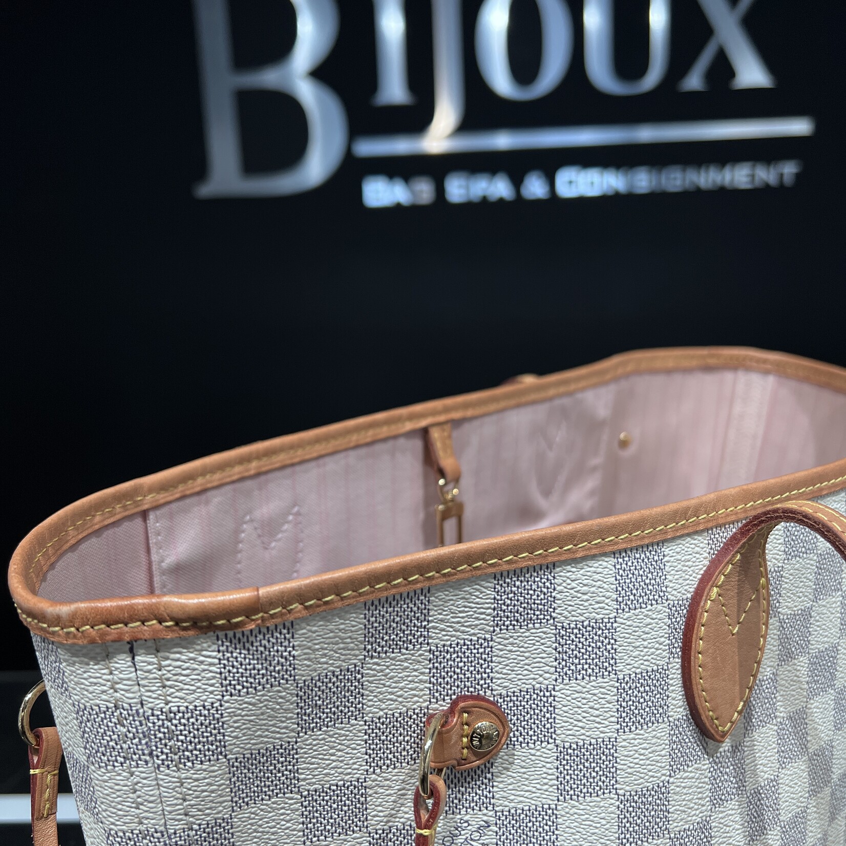 Louis Vuitton SOLD - Louis Vuitton Neverfull Damier Azur