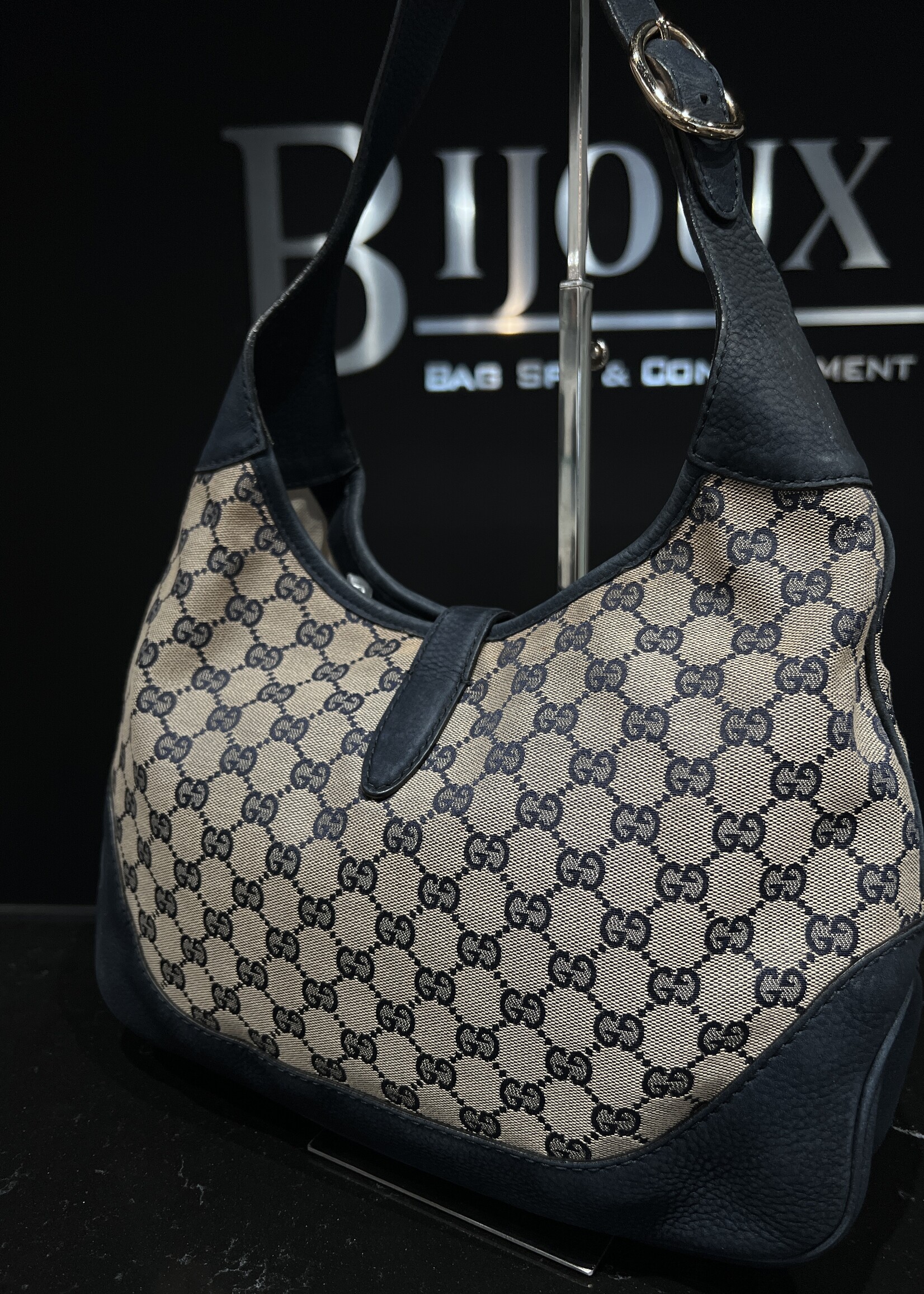 Gucci SOLD - Gucci Jackie Navy Medium