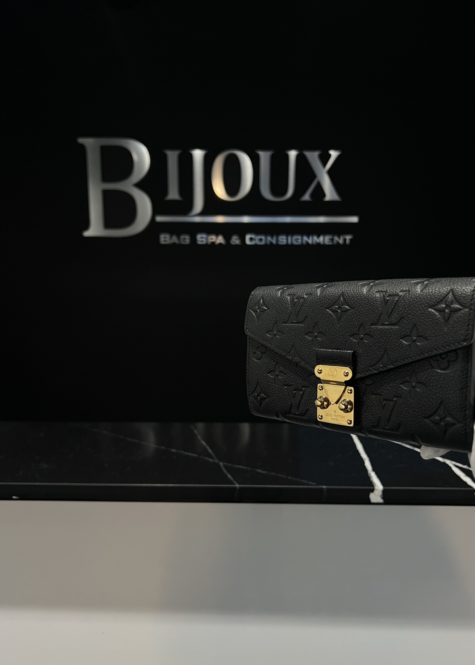 Louis Vuitton SOLD- Louis Vuitton Metis Empreinte Wallet