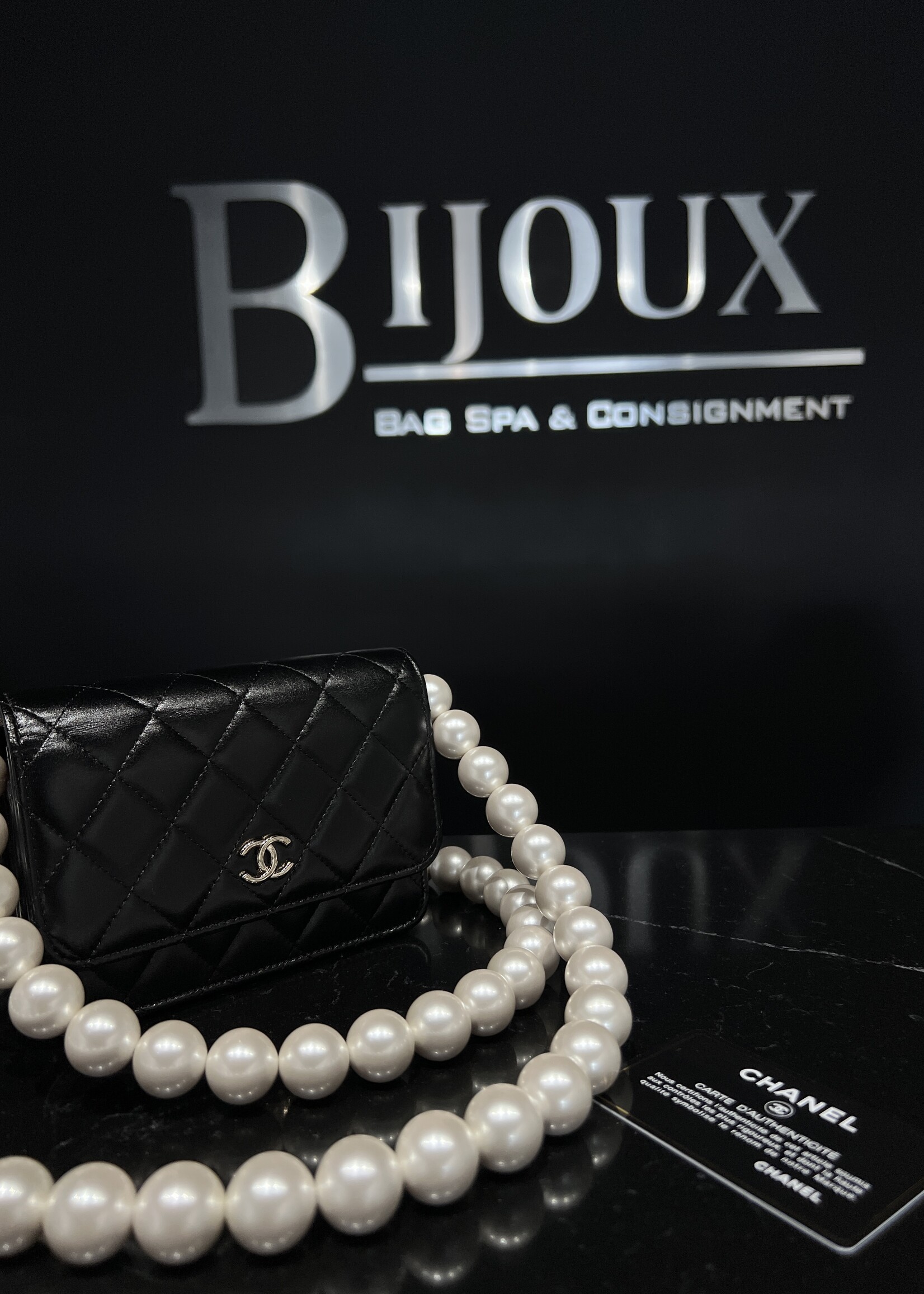 Chanel Chanel Pearl Woc