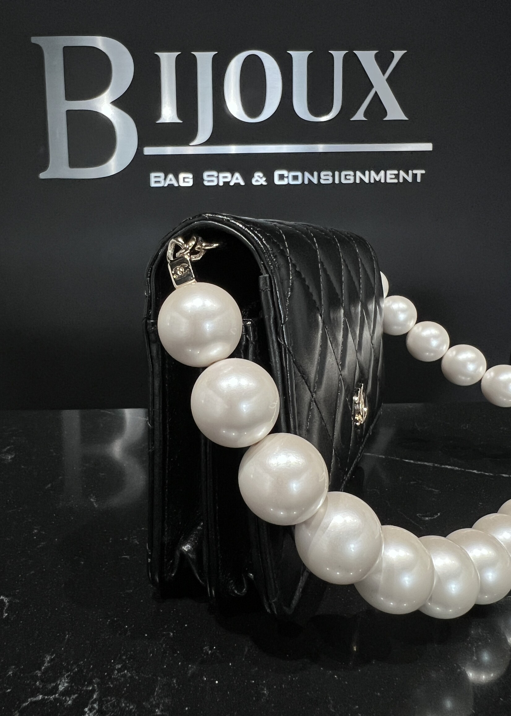 Chanel Chanel Pearl Woc