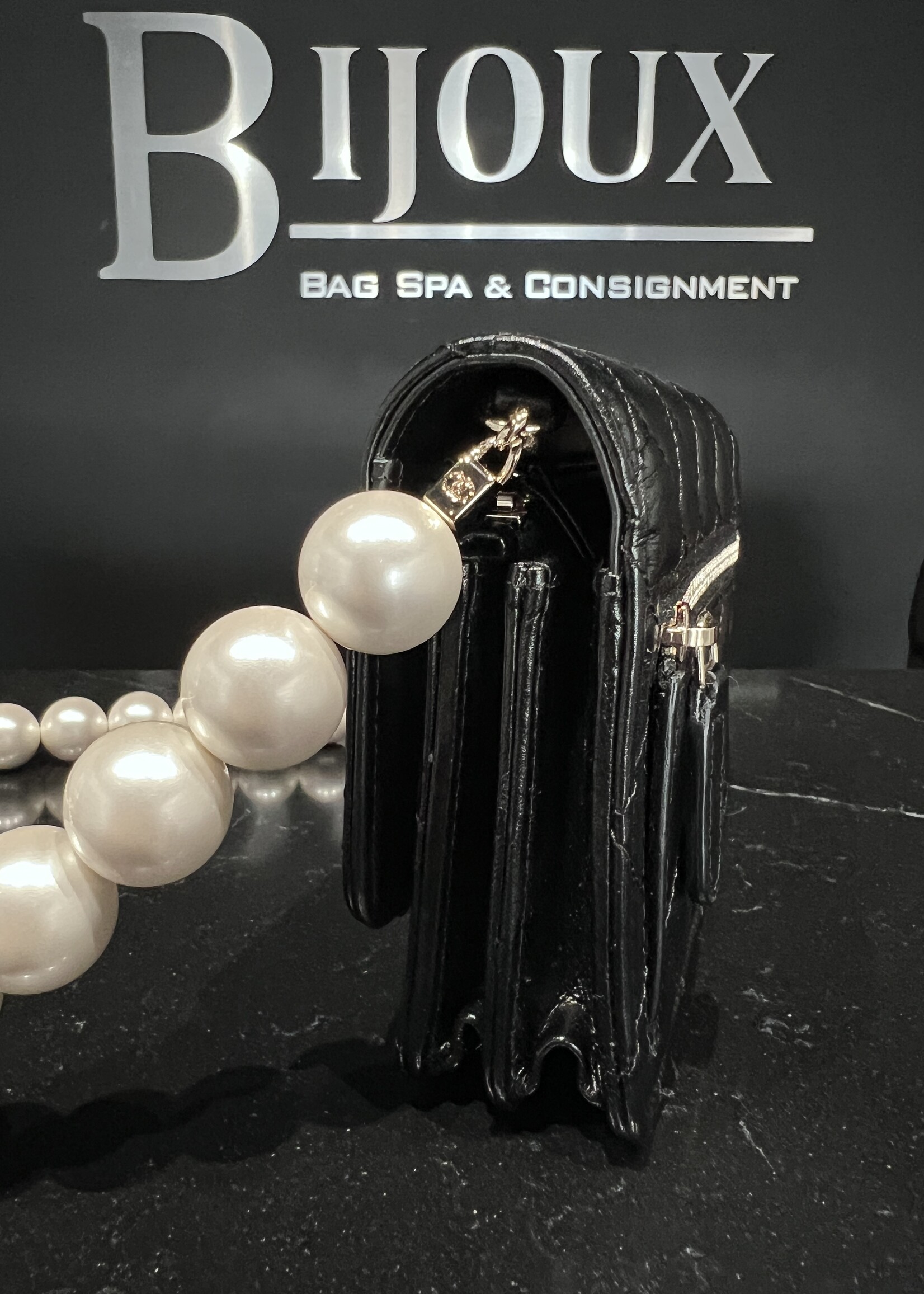 Chanel Chanel Pearl Woc