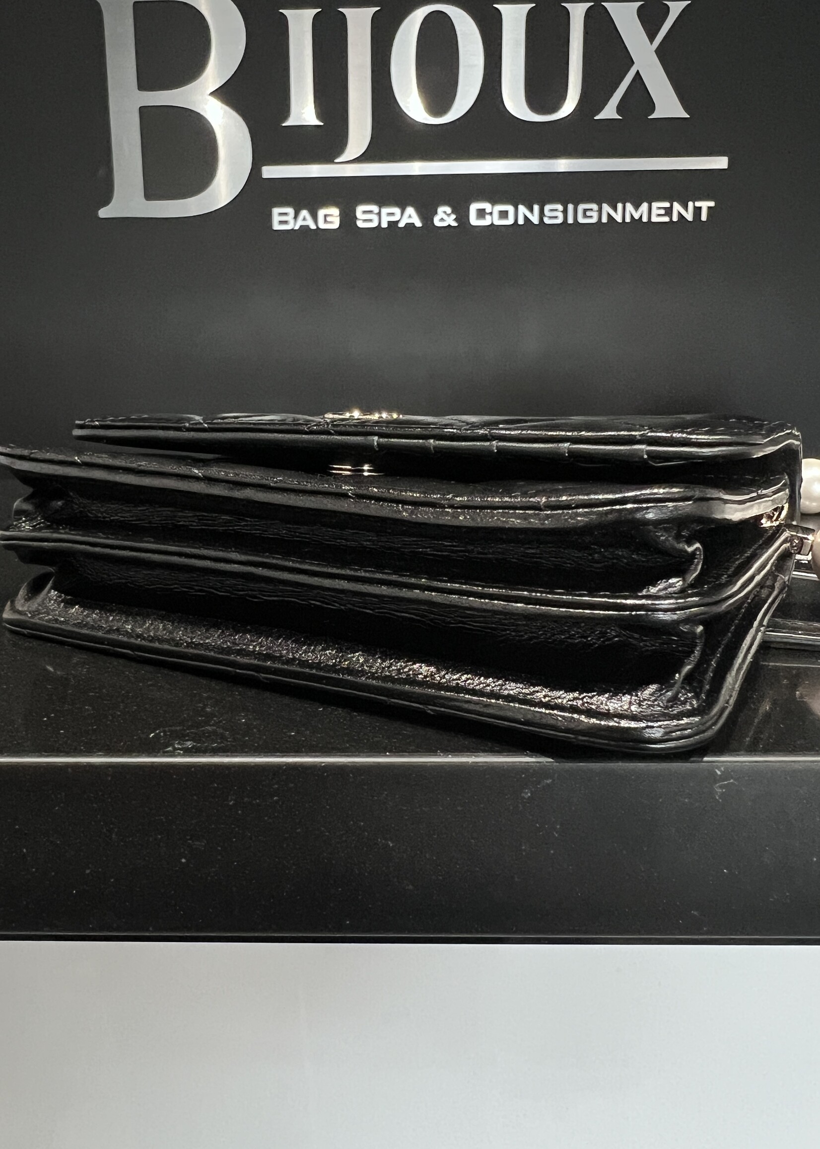 Chanel Chanel Pearl Woc