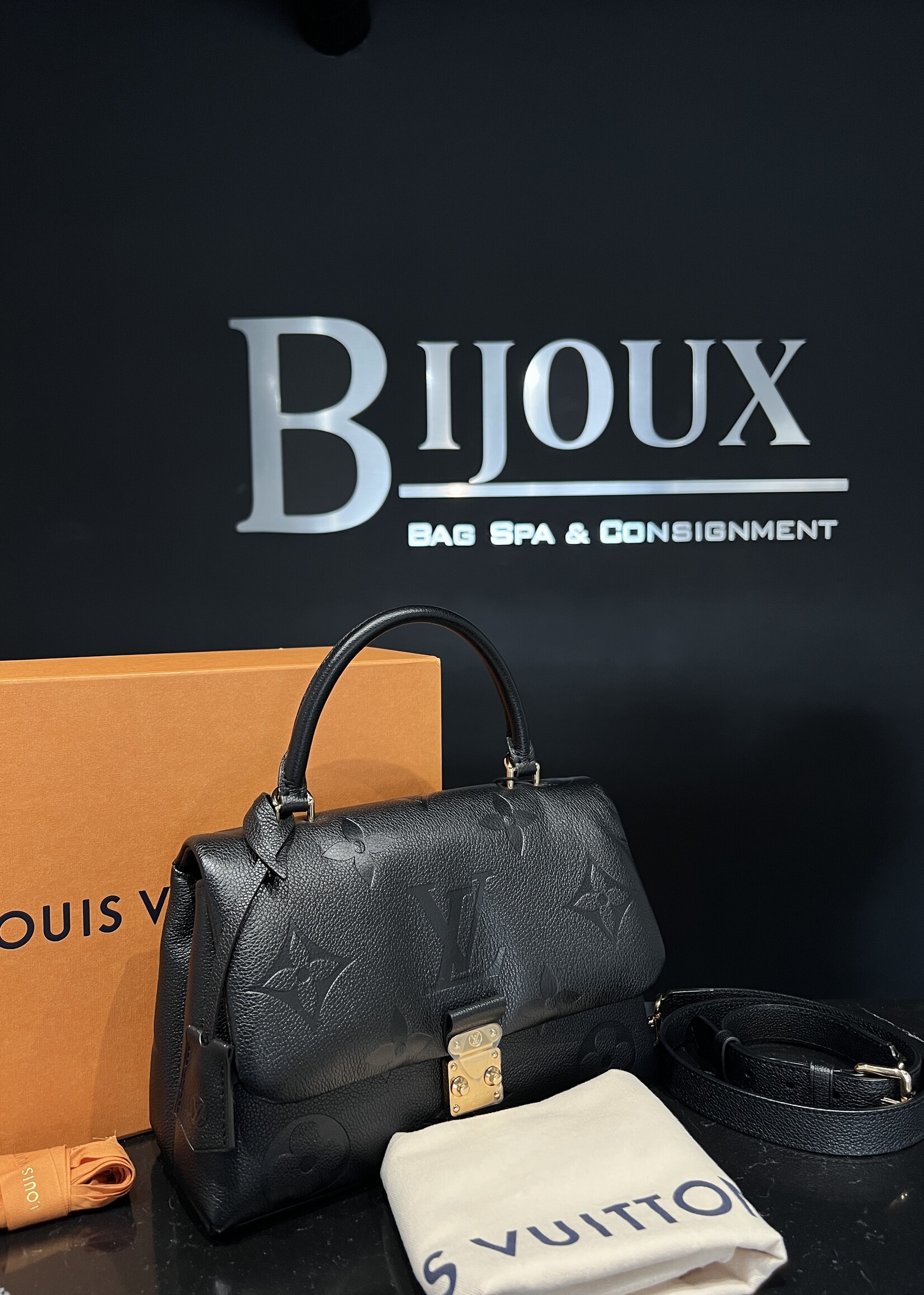 Louis Vuitton SOLD - Louis Vuitton Madeline Empreinte MM