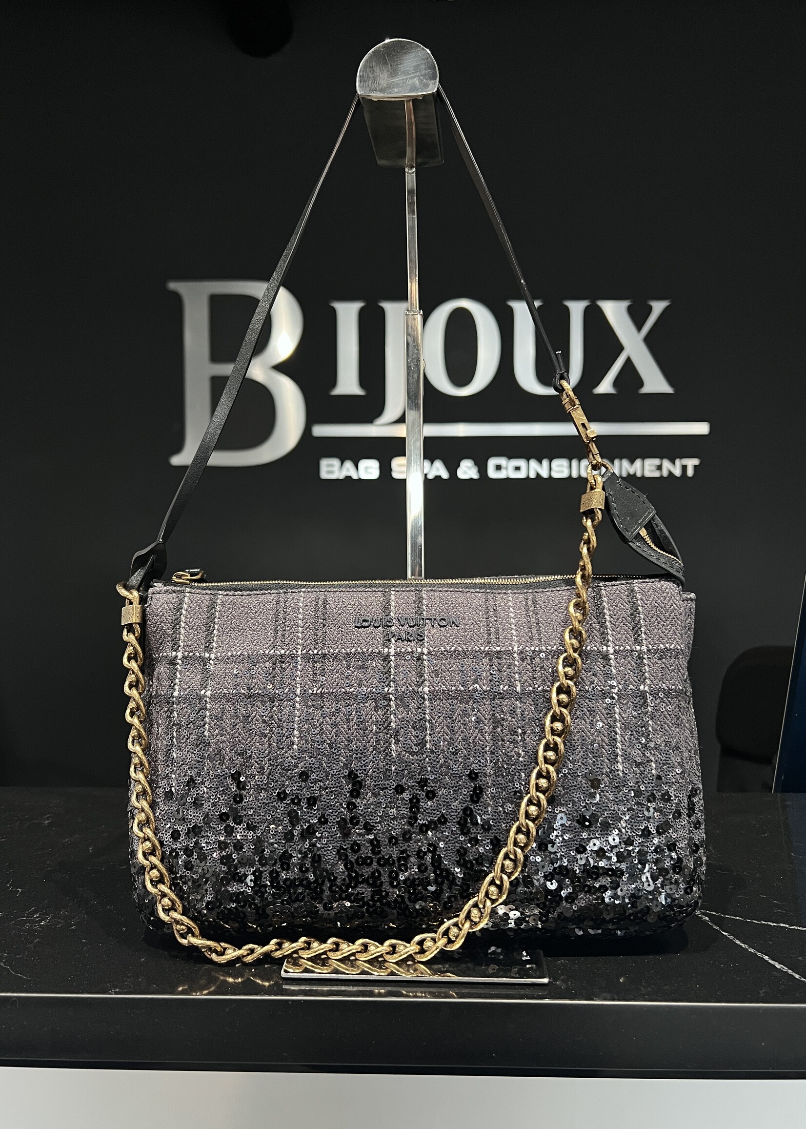 Louis Vuitton Louis Vuitton Sequin Purse