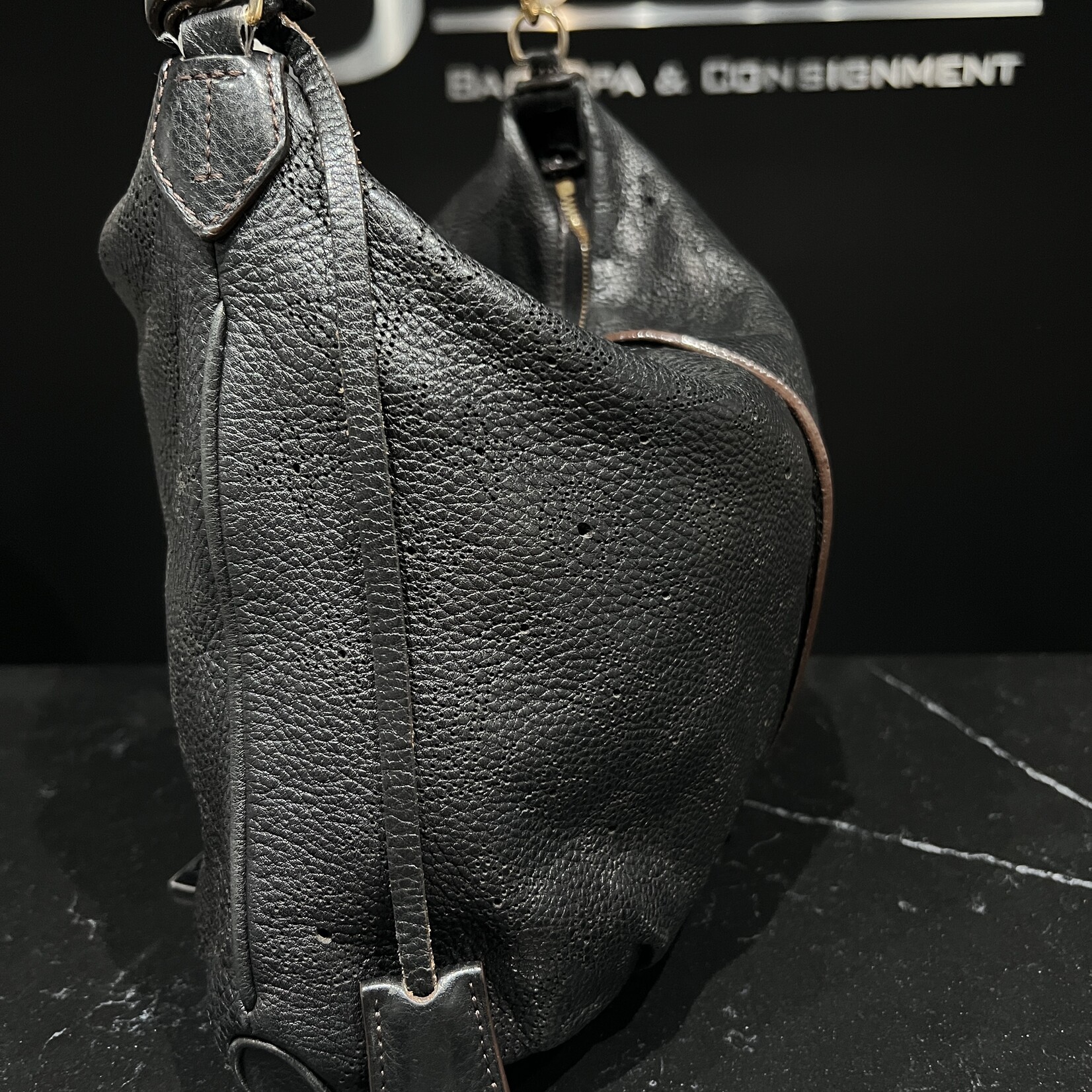 Louis Vuitton Louis Vuitton Mahina Selene