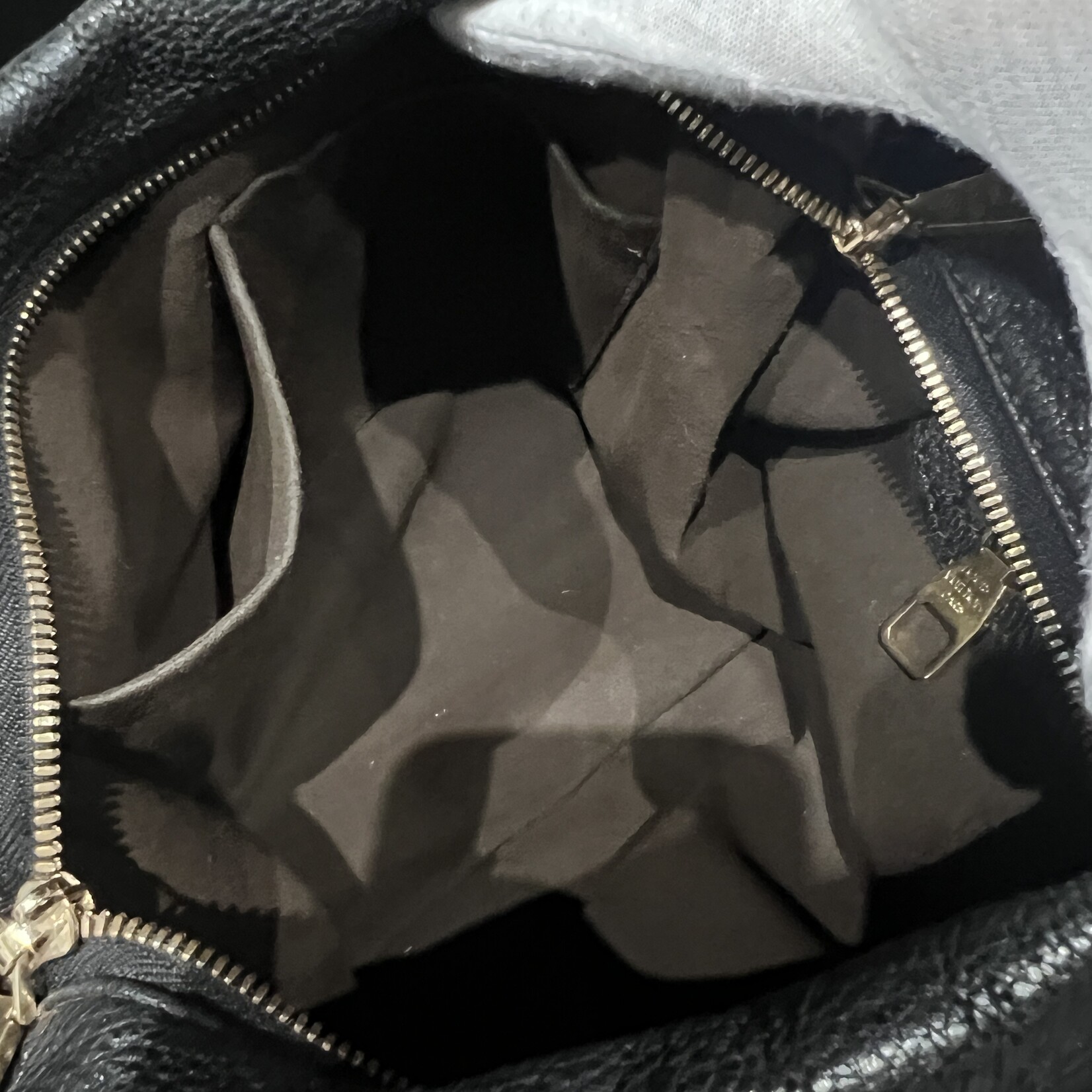 Louis Vuitton Louis Vuitton Mahina Selene
