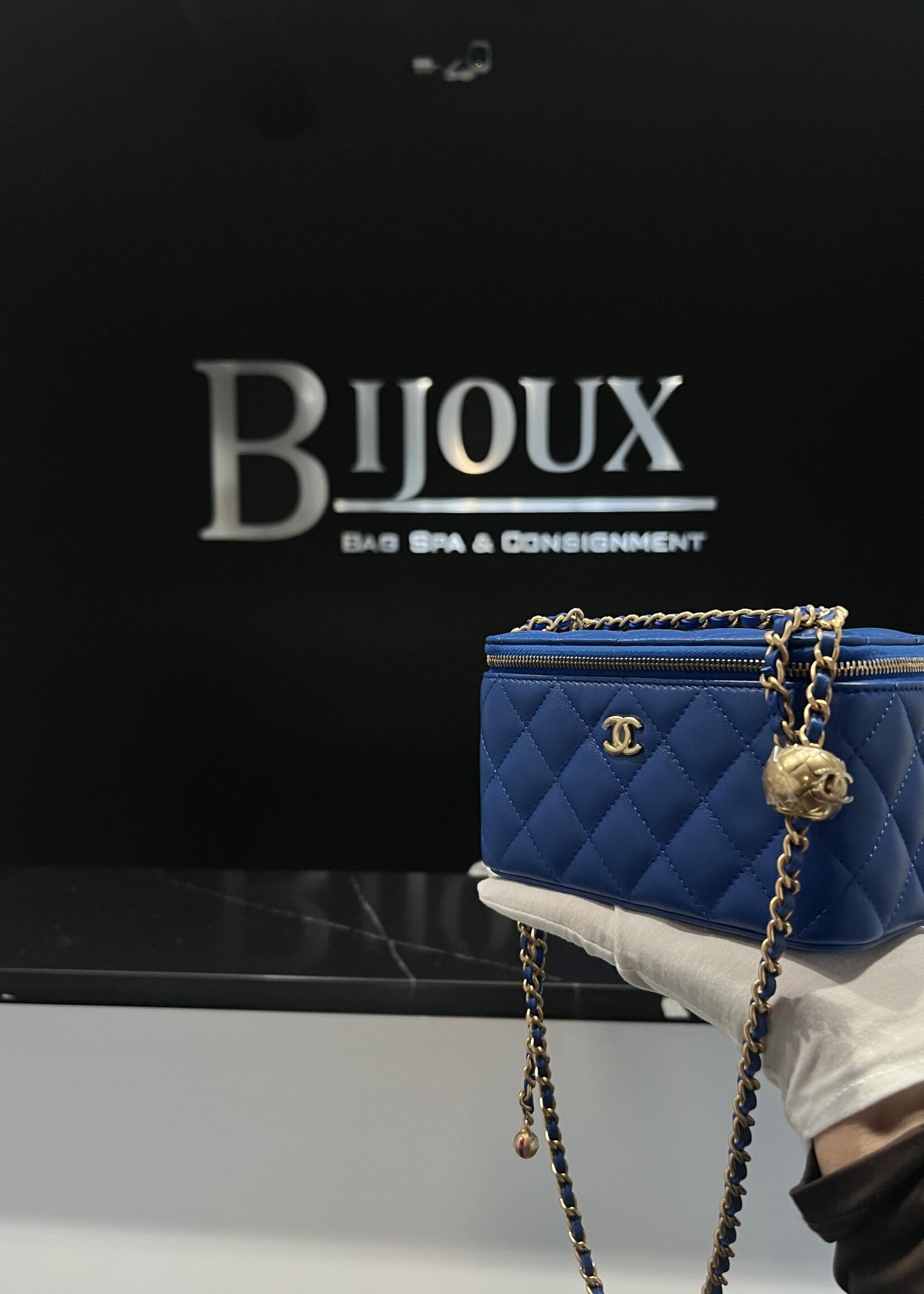 Chanel SOLD - Chanel Vanity Pearl Blue