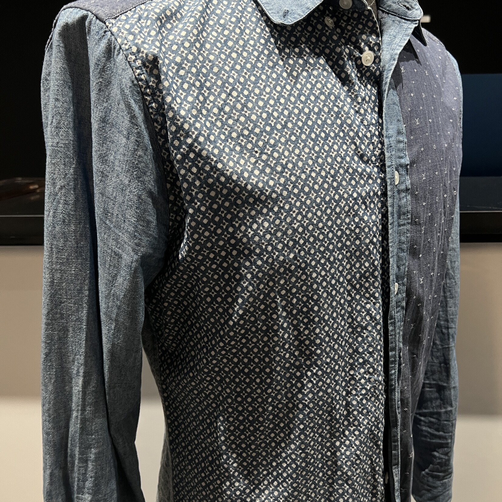 Louis Vuitton Louis Vuitton Patched Long Sleeve L