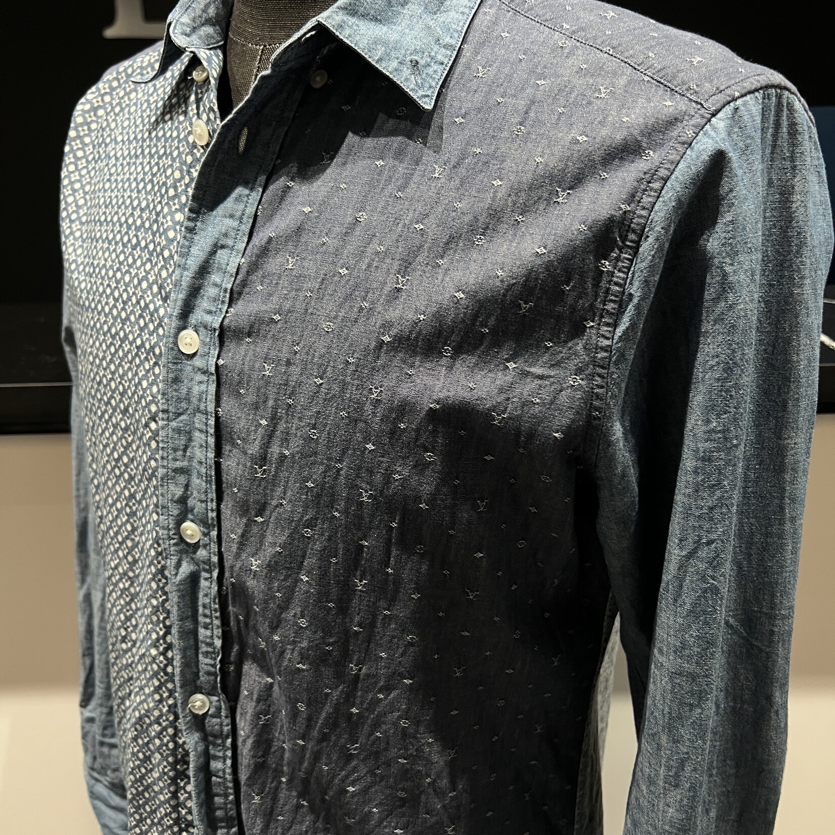 Louis Vuitton Louis Vuitton Patched Long Sleeve L