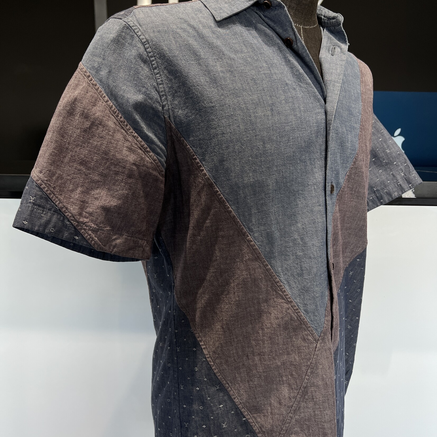 Louis Vuitton Louis Vuitton Short Sleeve Button Down M