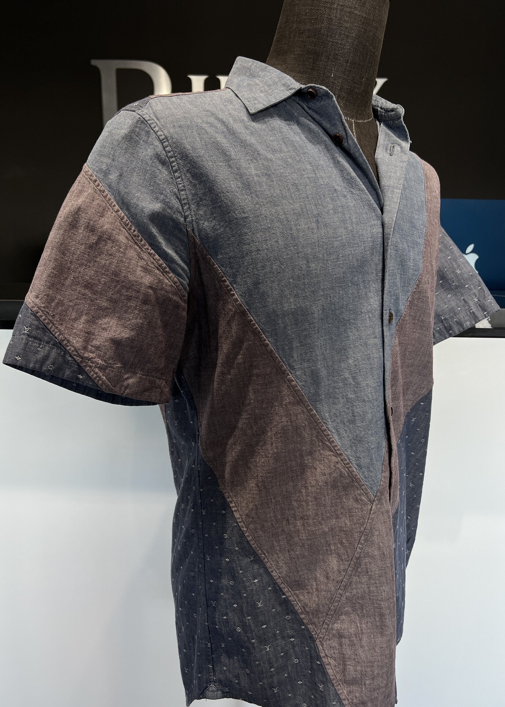 Louis Vuitton Louis Vuitton Short Sleeve Button Down M
