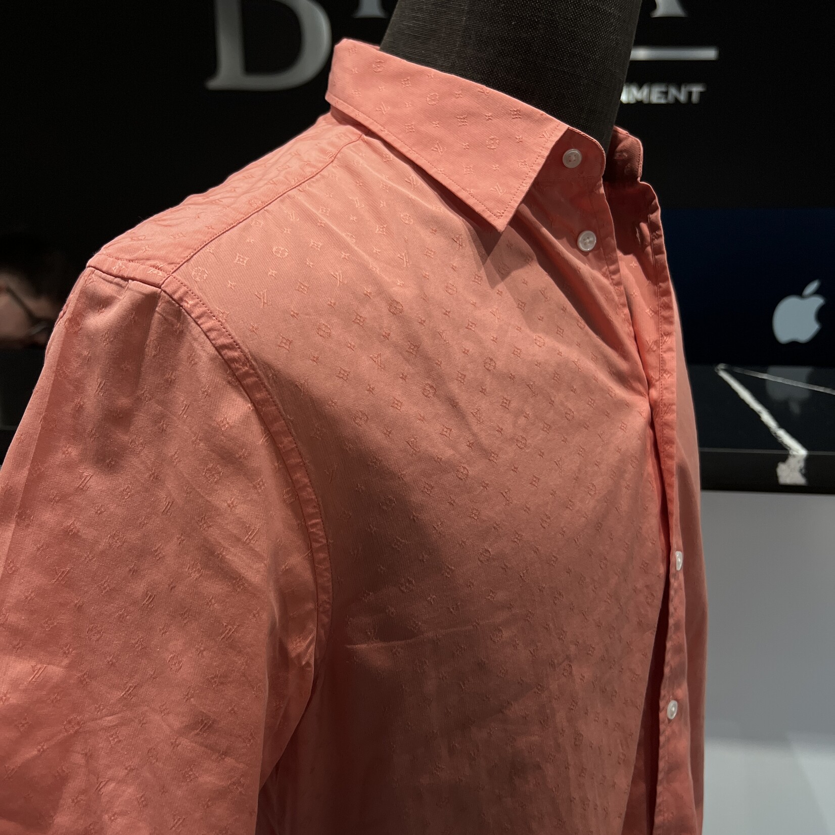 Louis Vuitton SOLD - Louis Vuitton Cotton Button Down M - Salmon