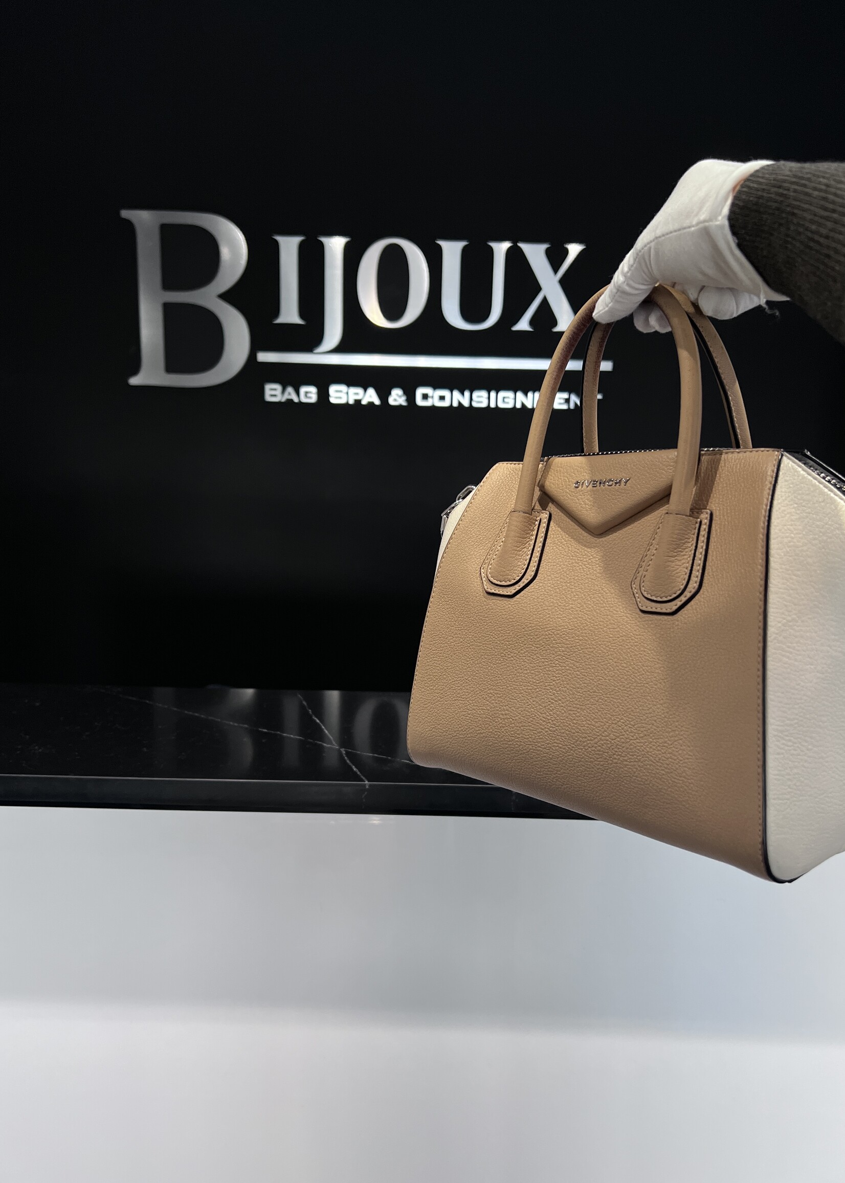 Givenchy SOLD-Givenchy  Antigona