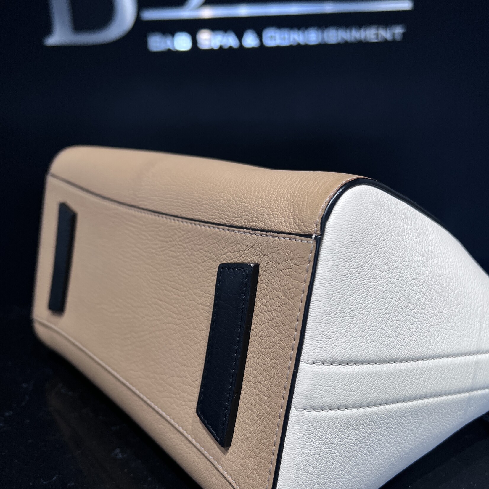 Givenchy SOLD-Givenchy  Antigona