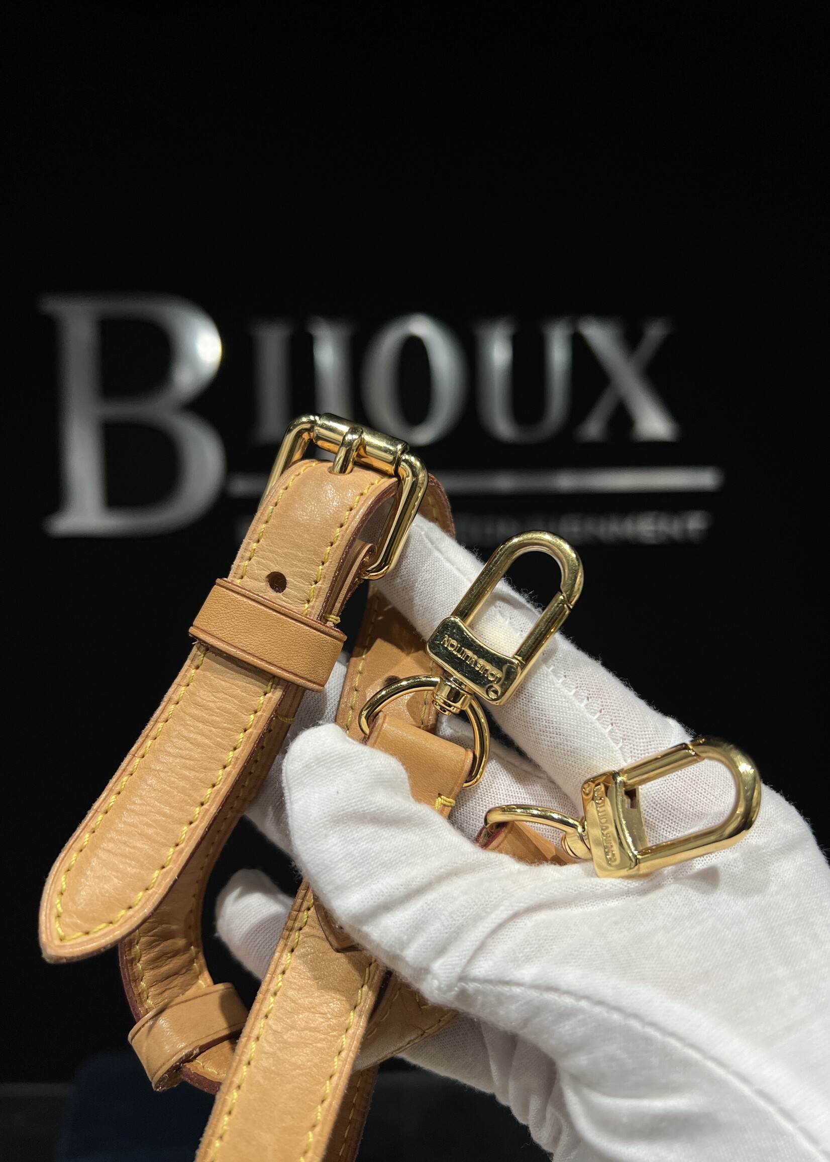 Louis Vuitton SOLD - Louis Vuitton Evora MM Damier Azur