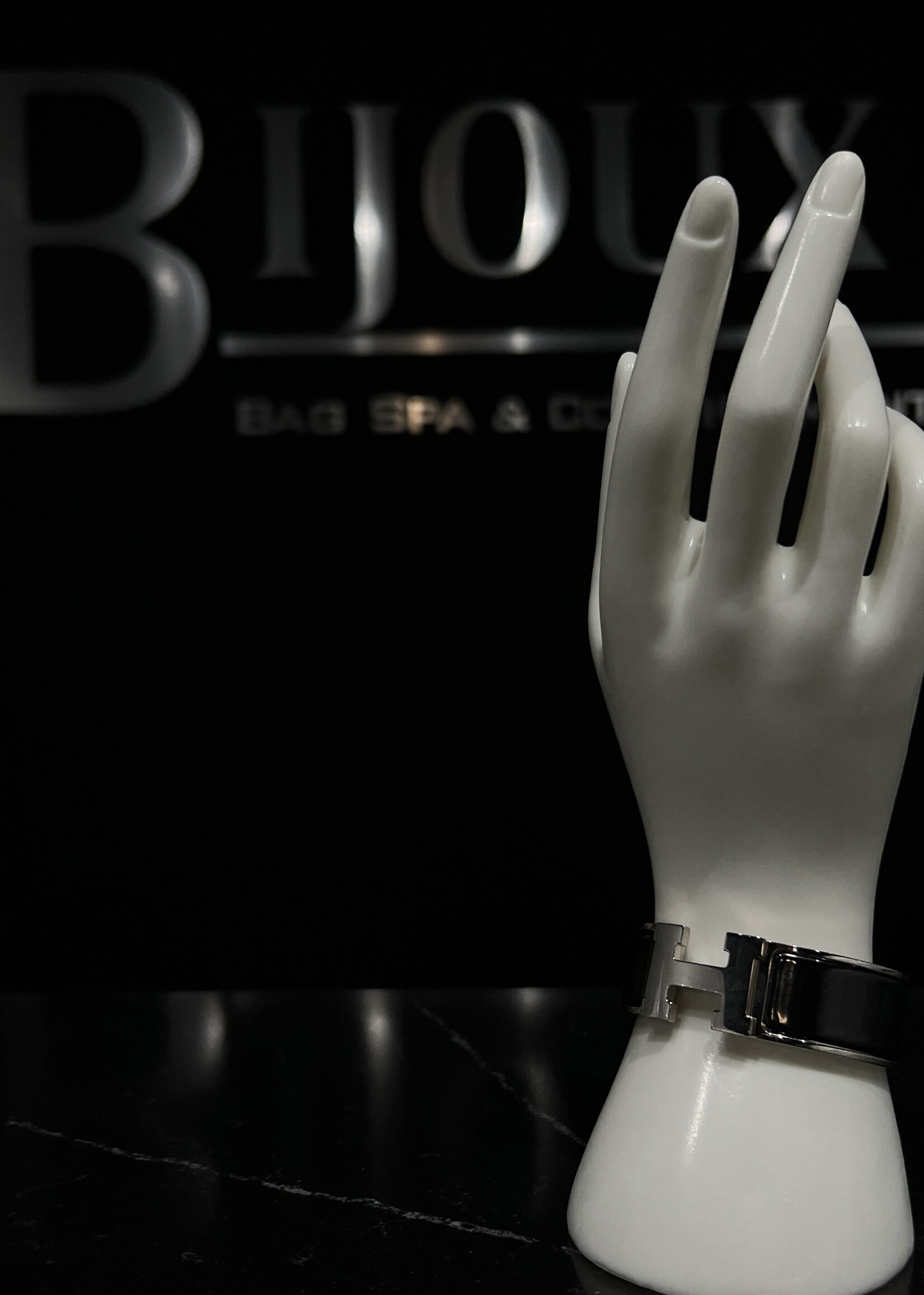 Hermes SOLD - Hermes Clic Clac GM