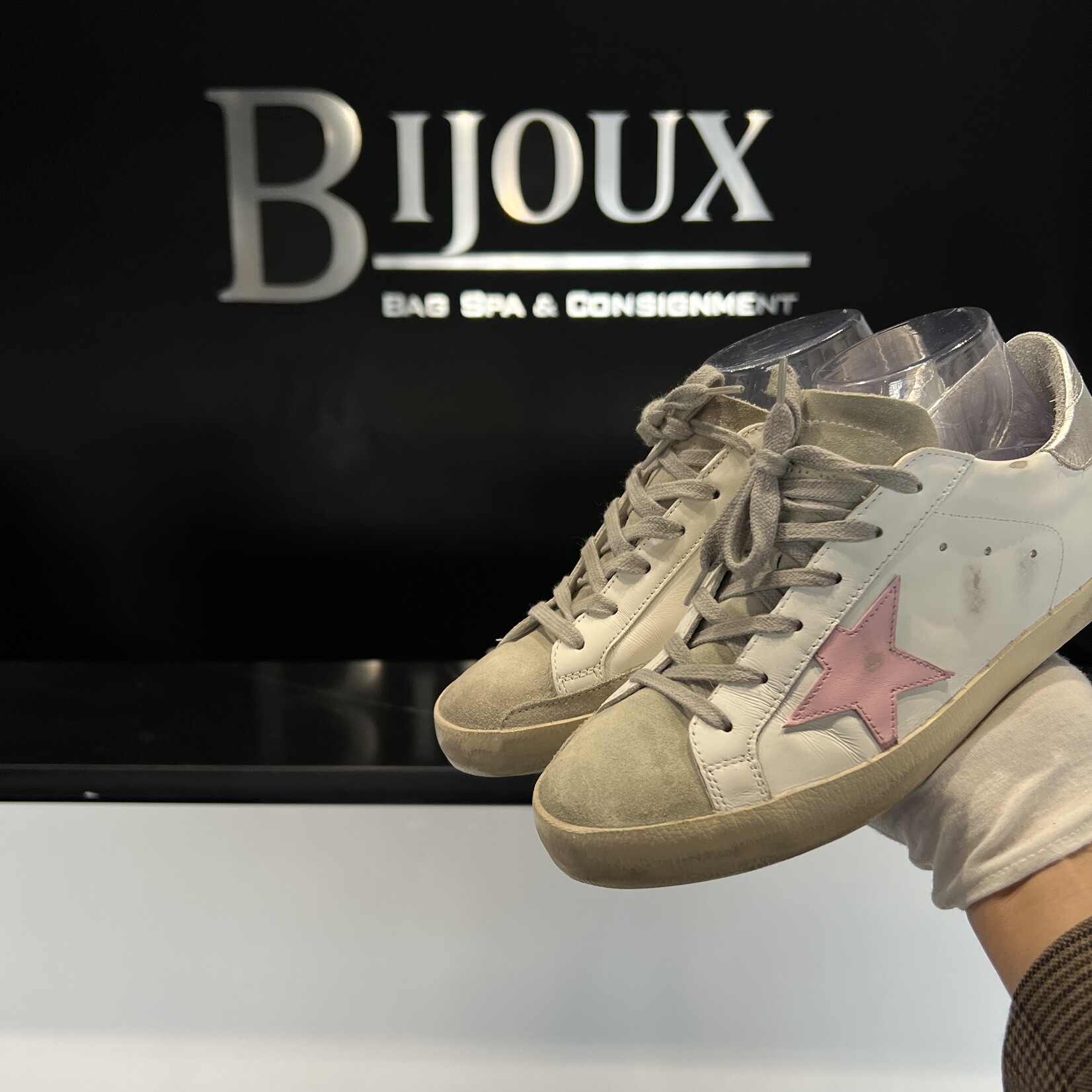 SOLD- Golden Goose Superstore Classic - 39