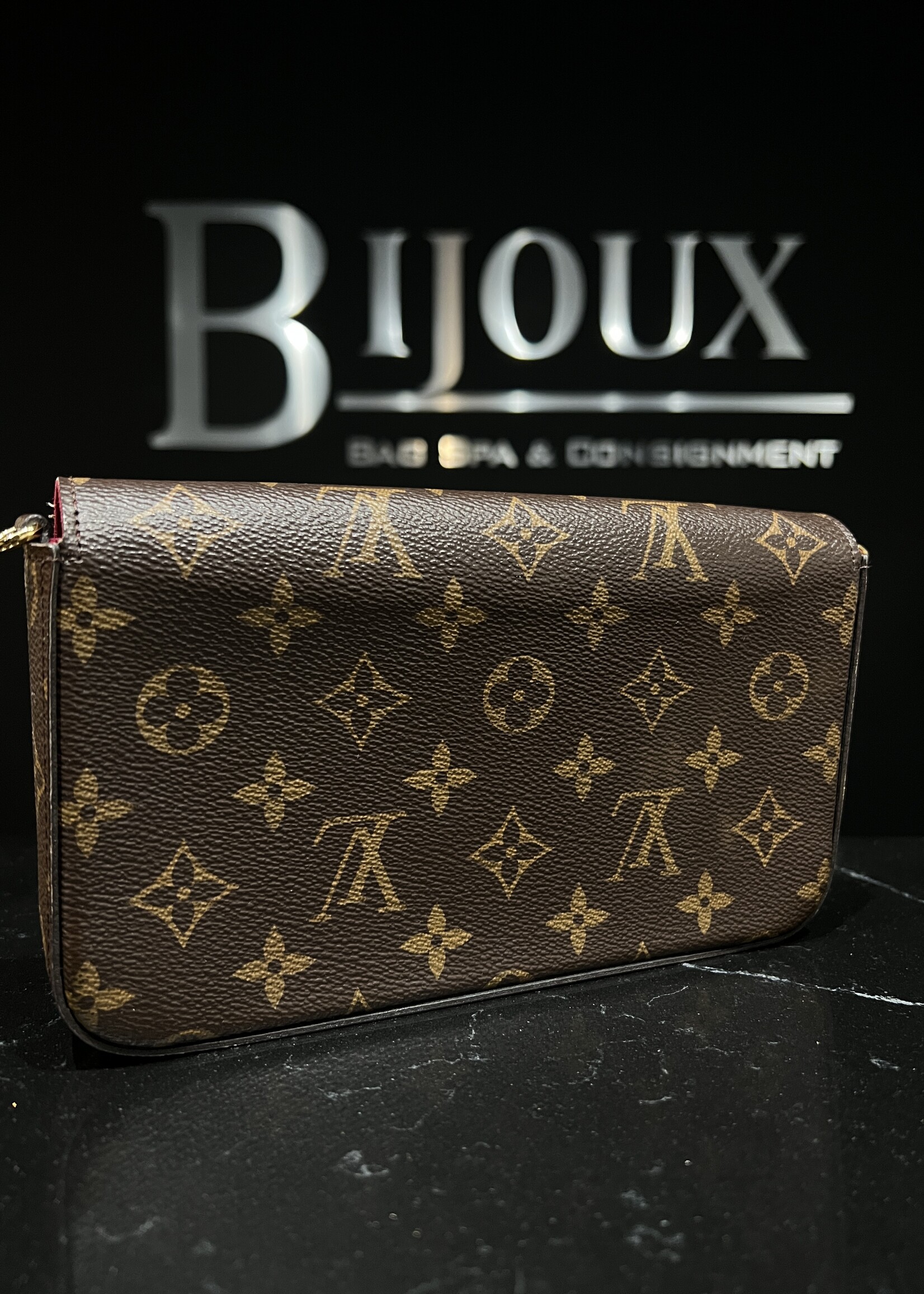 Louis Vuitton SOLD - Louis Vuitton Pochette Felicie Monogram