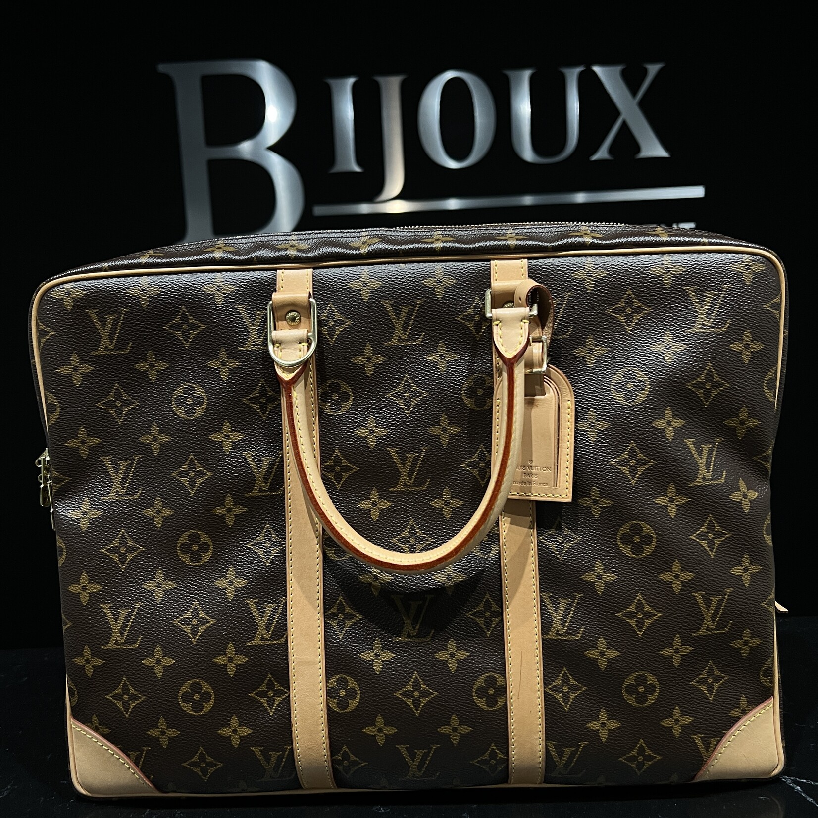 Louis Vuitton Louis Vuitton Porte Documents Voyage