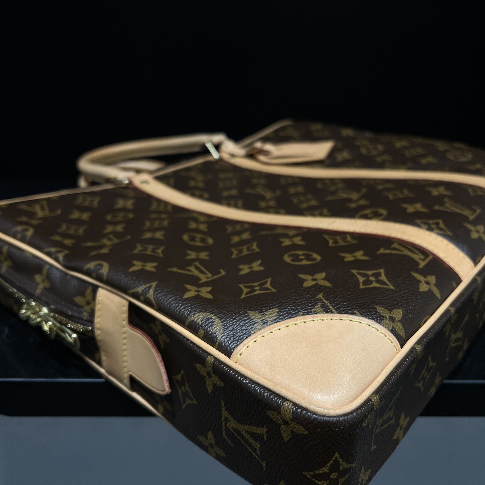 Louis Vuitton Louis Vuitton Porte Documents Voyage