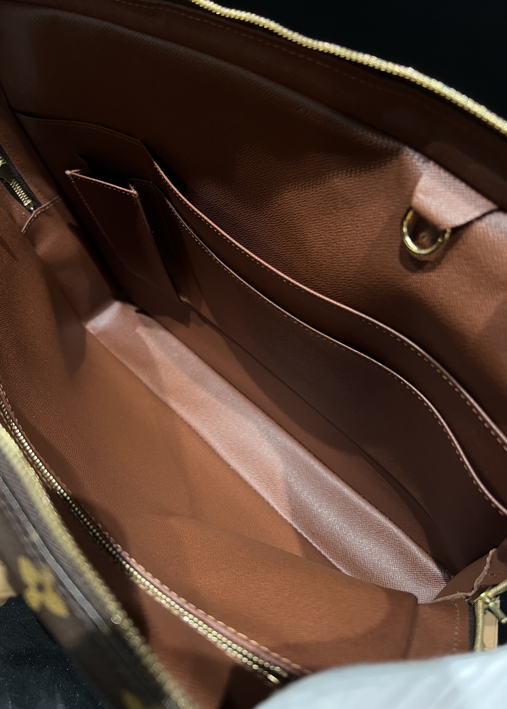 Louis Vuitton SOLD - Louis Vuitton Porte Documents Voyage