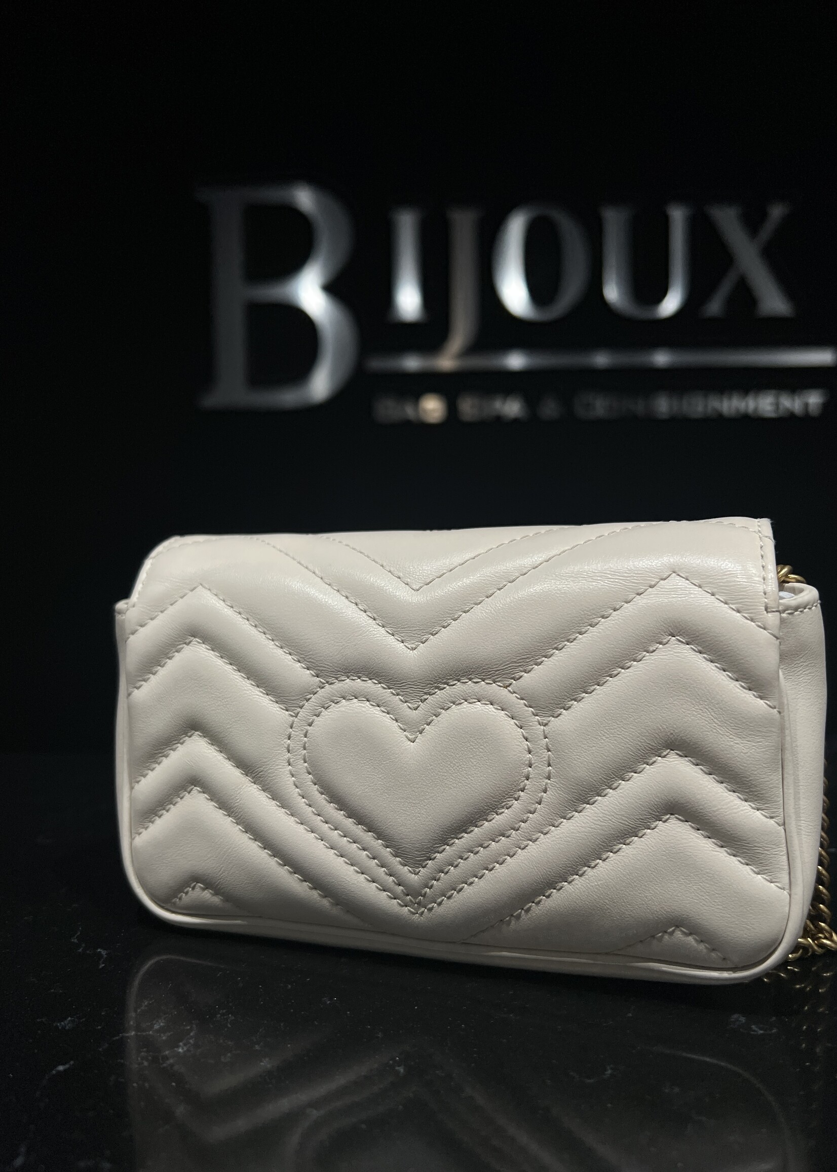 Gucci SOLD - Gucci White Super Mini Marmont Crossbody
