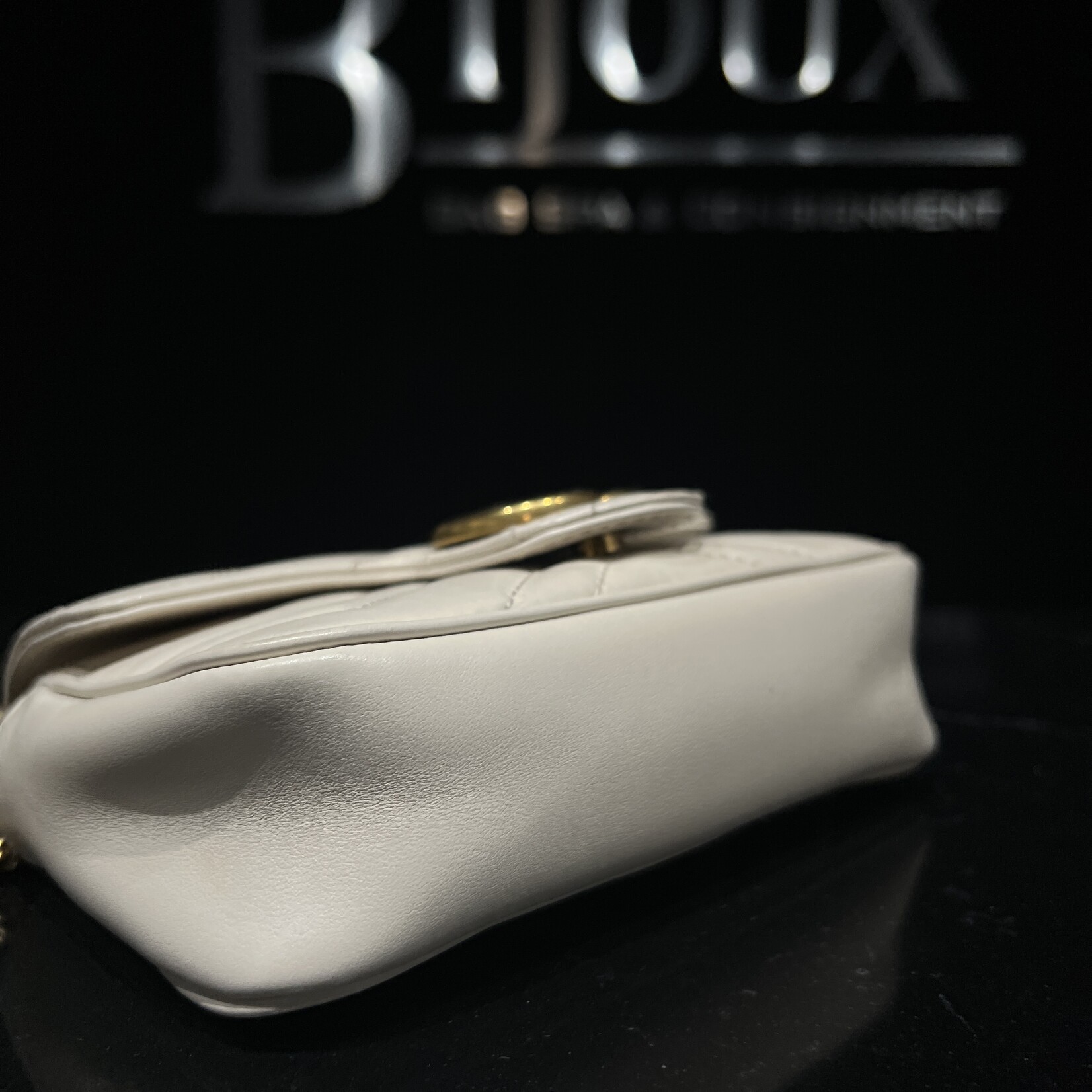 Gucci SOLD - Gucci White Super Mini Marmont Crossbody