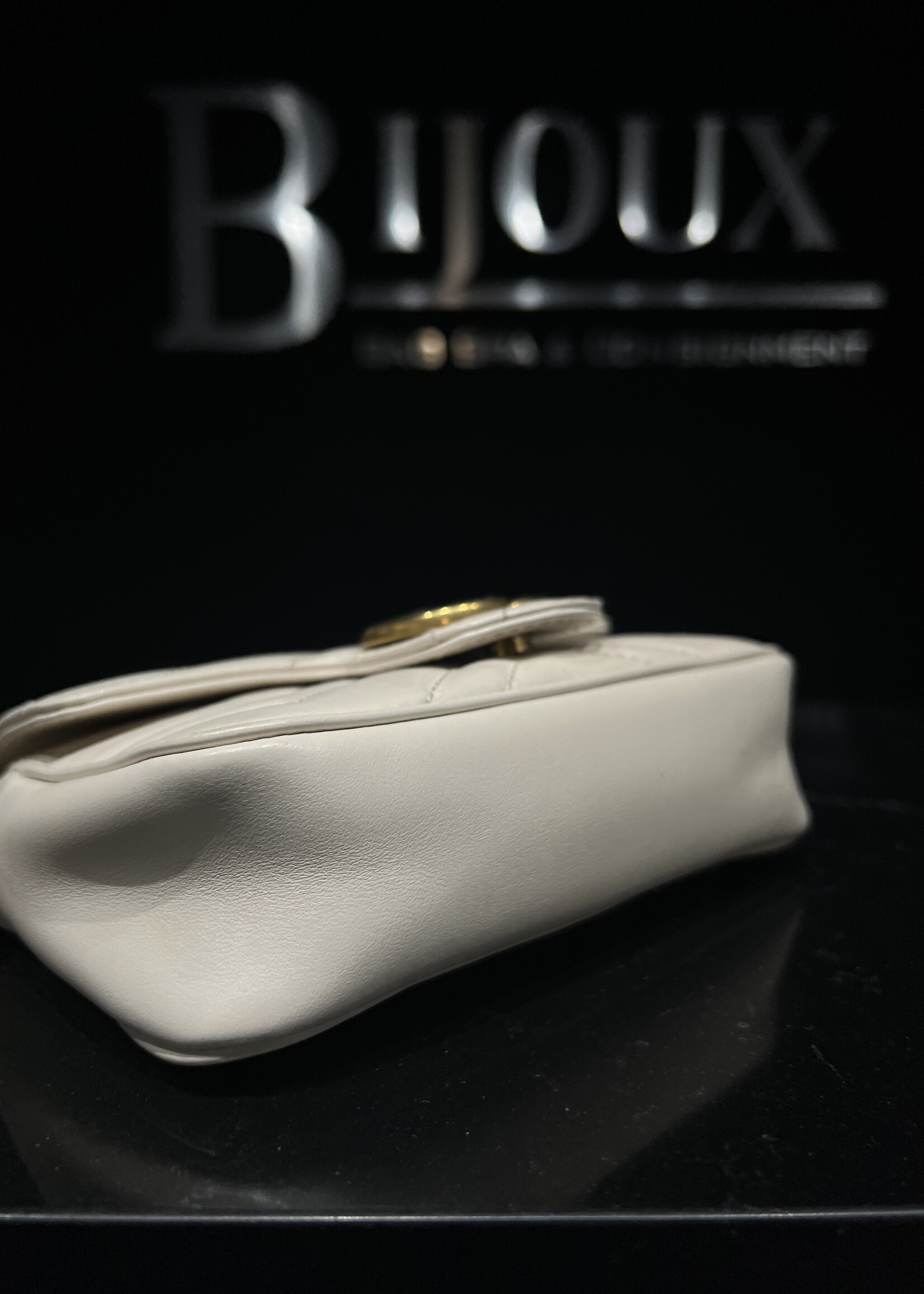 Gucci SOLD - Gucci White Super Mini Marmont Crossbody