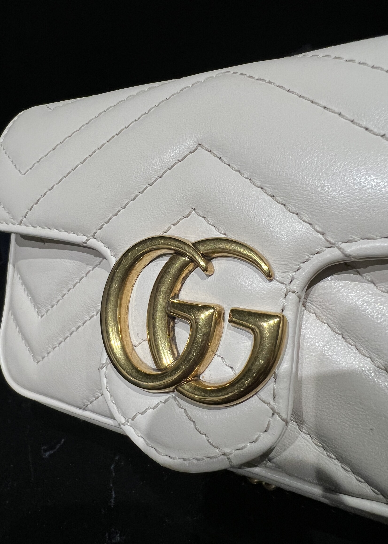 Gucci SOLD - Gucci White Super Mini Marmont Crossbody