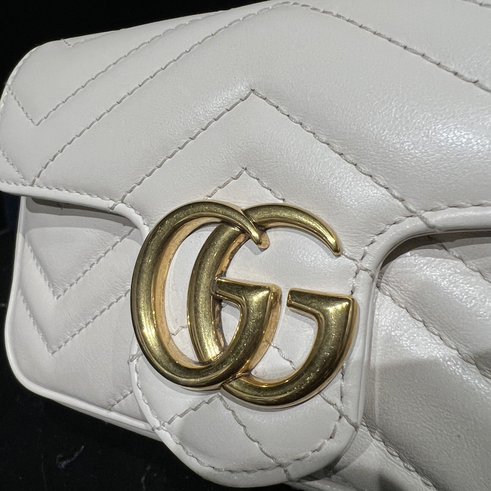 Gucci SOLD - Gucci White Super Mini Marmont Crossbody