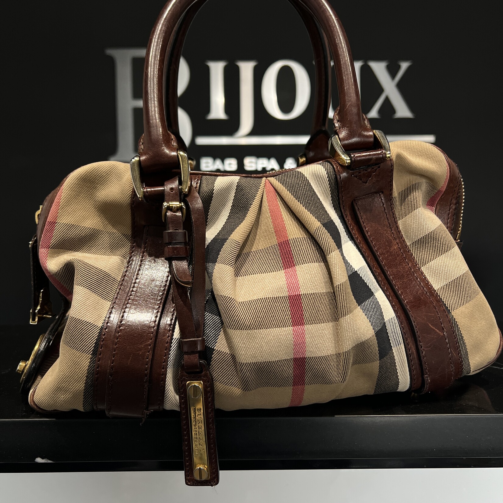 Burberry SOLD - Burberry Ashbury Knight Bag