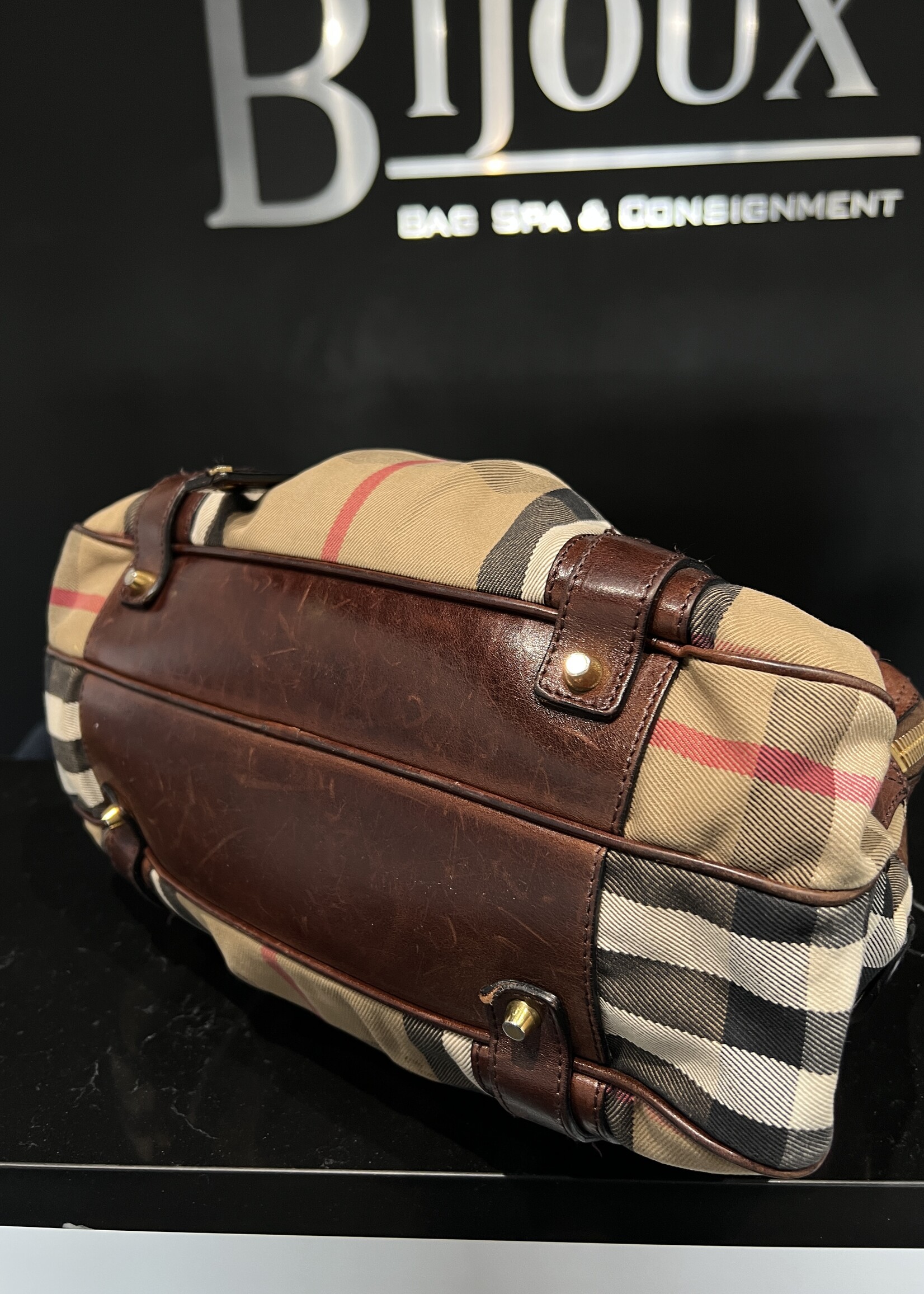 Burberry SOLD - Burberry Ashbury Knight Bag