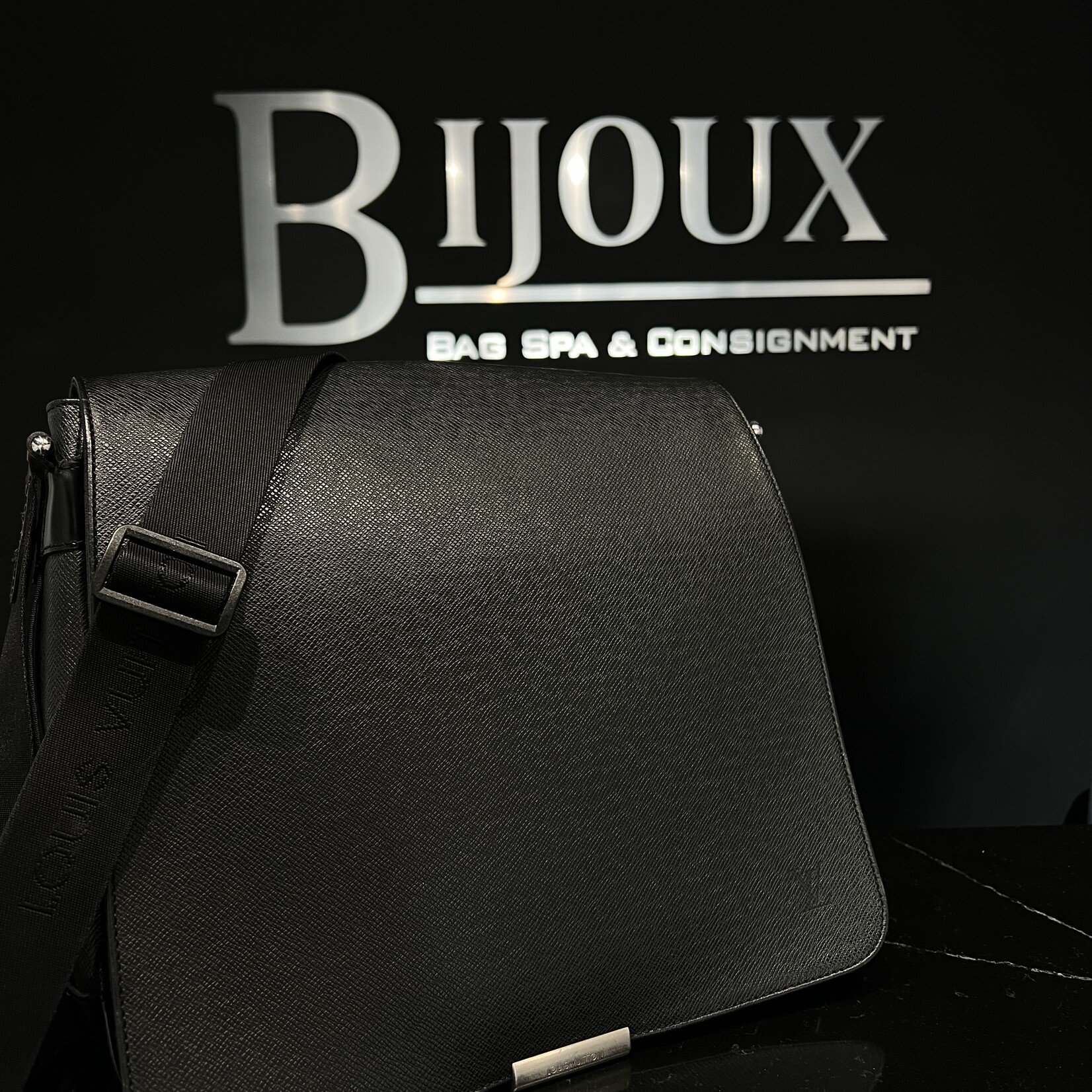 Louis Vuitton Louis Vuitton Taiga Odessa Laptop Bag