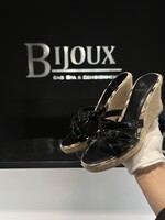 Burberry SOLD- Burberry Patent Wedge 39