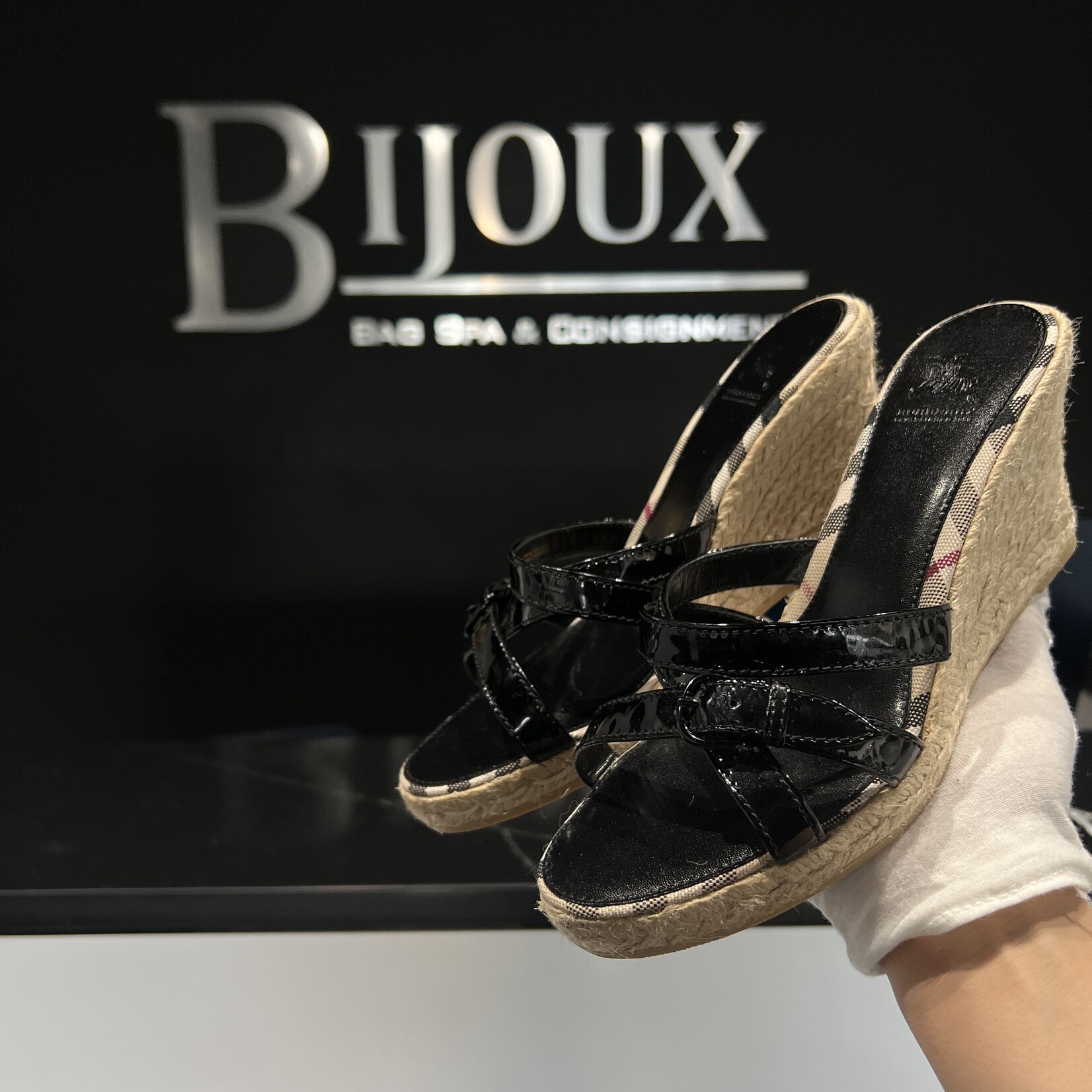 Burberry SOLD- Burberry Patent Wedge 39