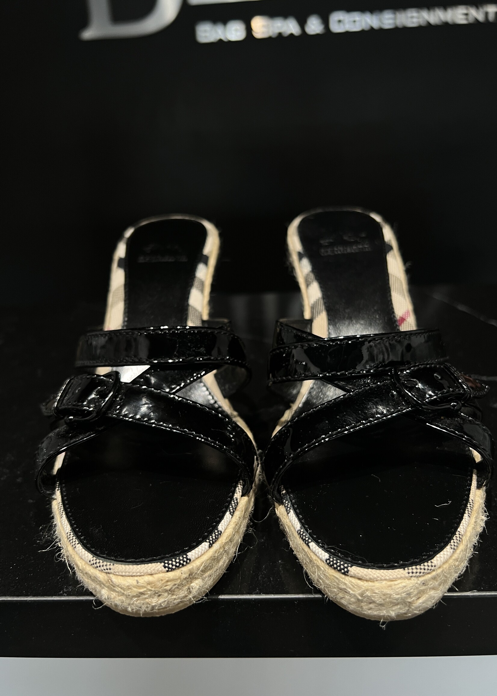 Burberry SOLD- Burberry Patent Wedge 39