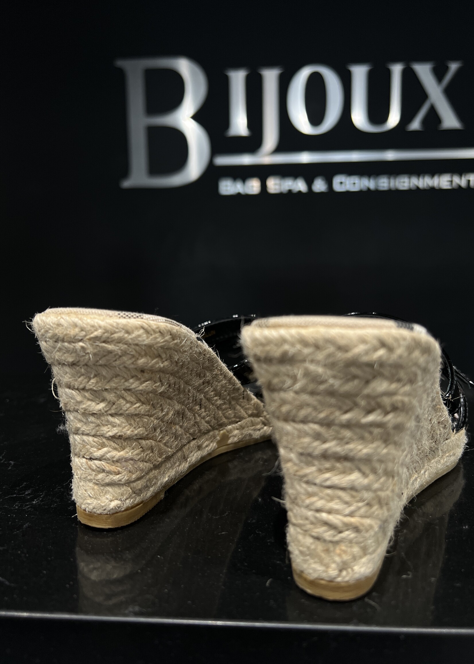 Burberry SOLD- Burberry Patent Wedge 39