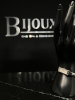 Gucci SOLD - Gucci 1500L Stainless Steel Watch